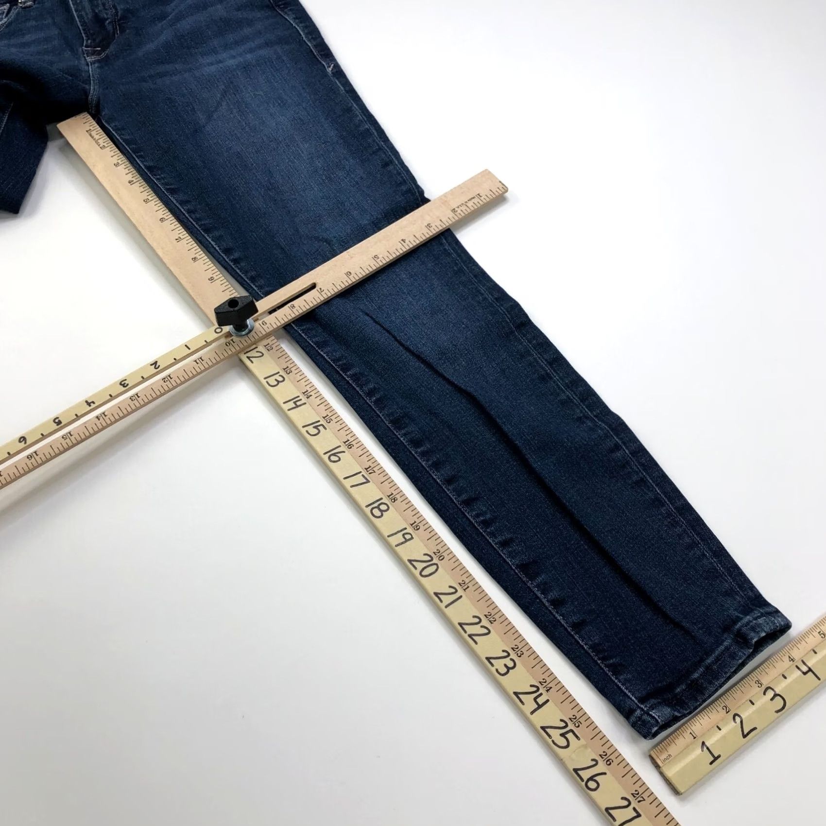 Good American Good American Good Legs Crop Jeans Shirt? Size 27" / US 4 / IT 40 - 3 Thumbnail