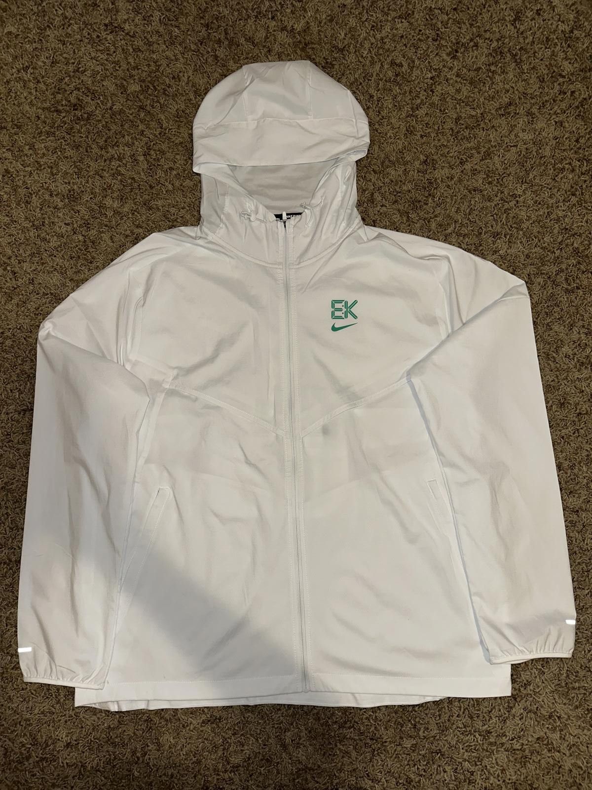 Nike Nike Impossibly Light 'Kipchoge' Men's Repel Windrunner Running Jacket Size US L / EU 52-54 / 3 - 1 Thumbnail