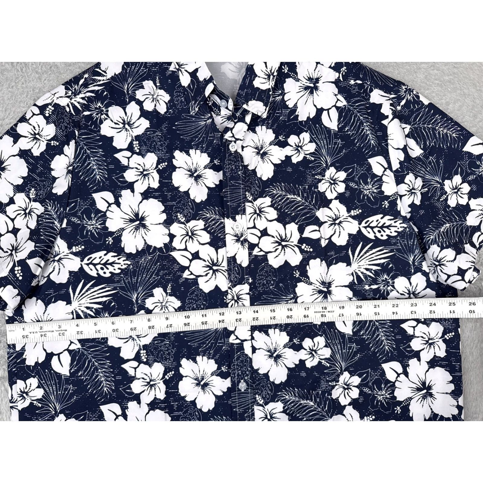 Vintage Hawaiian Shirt Men 2XL Blue White Floral Palm Leaf Button-Up Beach Polyester Size US XXL / EU 58 / 5 - 7 Thumbnail