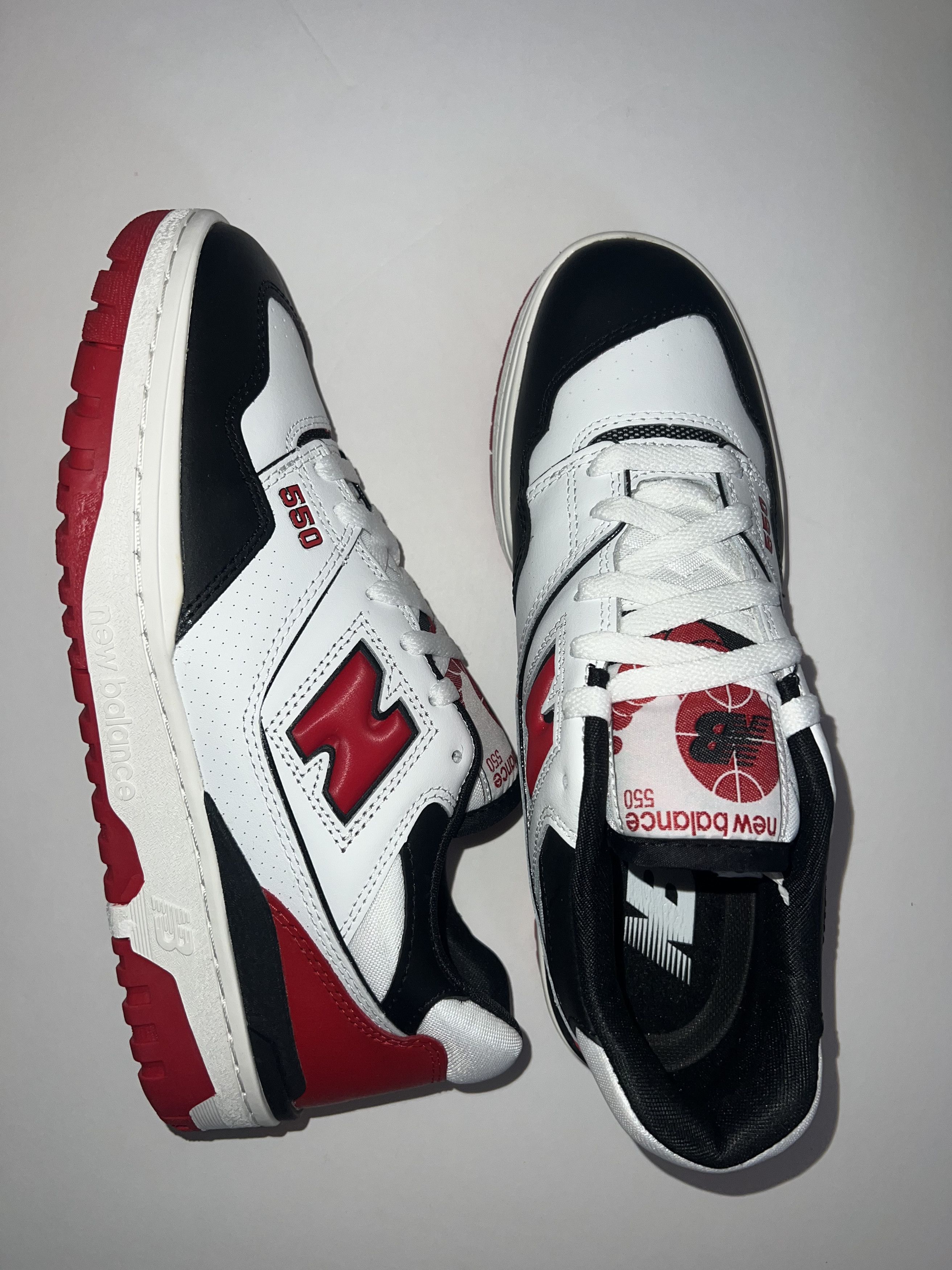 New Balance New Balance 550 Red/White/Black Size US 8.5 / EU 41-42 - 2 Thumbnail