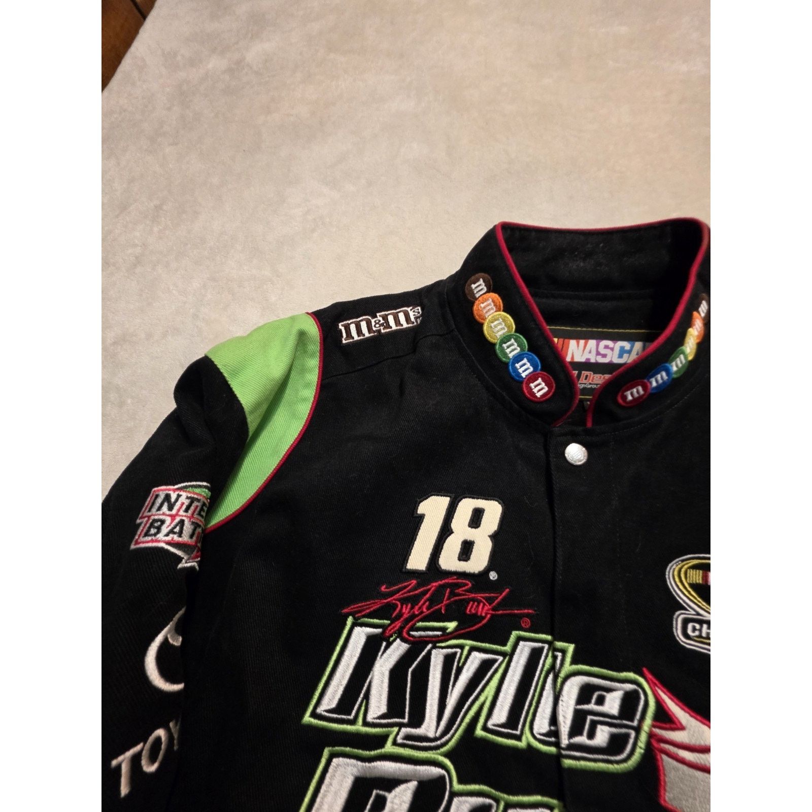 Champion Vintage Nascar Racing 2015 Kyle Busch Champion M&M's Candy Size US XL / EU 56 / 4 - 8 Thumbnail