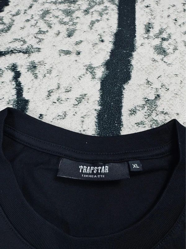 Other Trapstar Its a Secret T-shirt Black Logo XL Size US XL / EU 56 / 4 - 4 Thumbnail