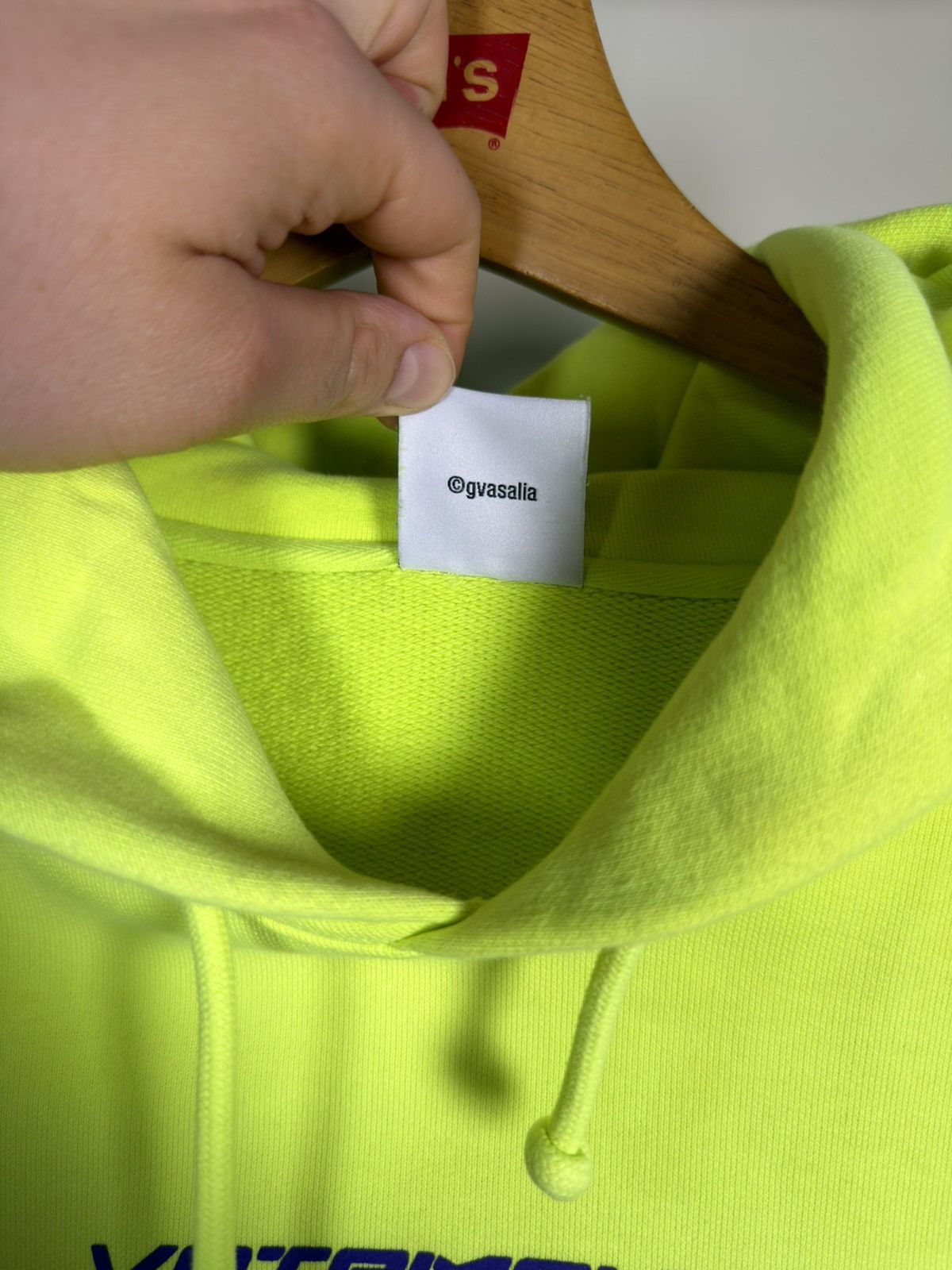 Vetements *RARE* VETEMENTS RUN TAPE LOGO OVERSIZED SWEATER HOODIE Size US M / EU 48-50 / 2 - 8 Thumbnail