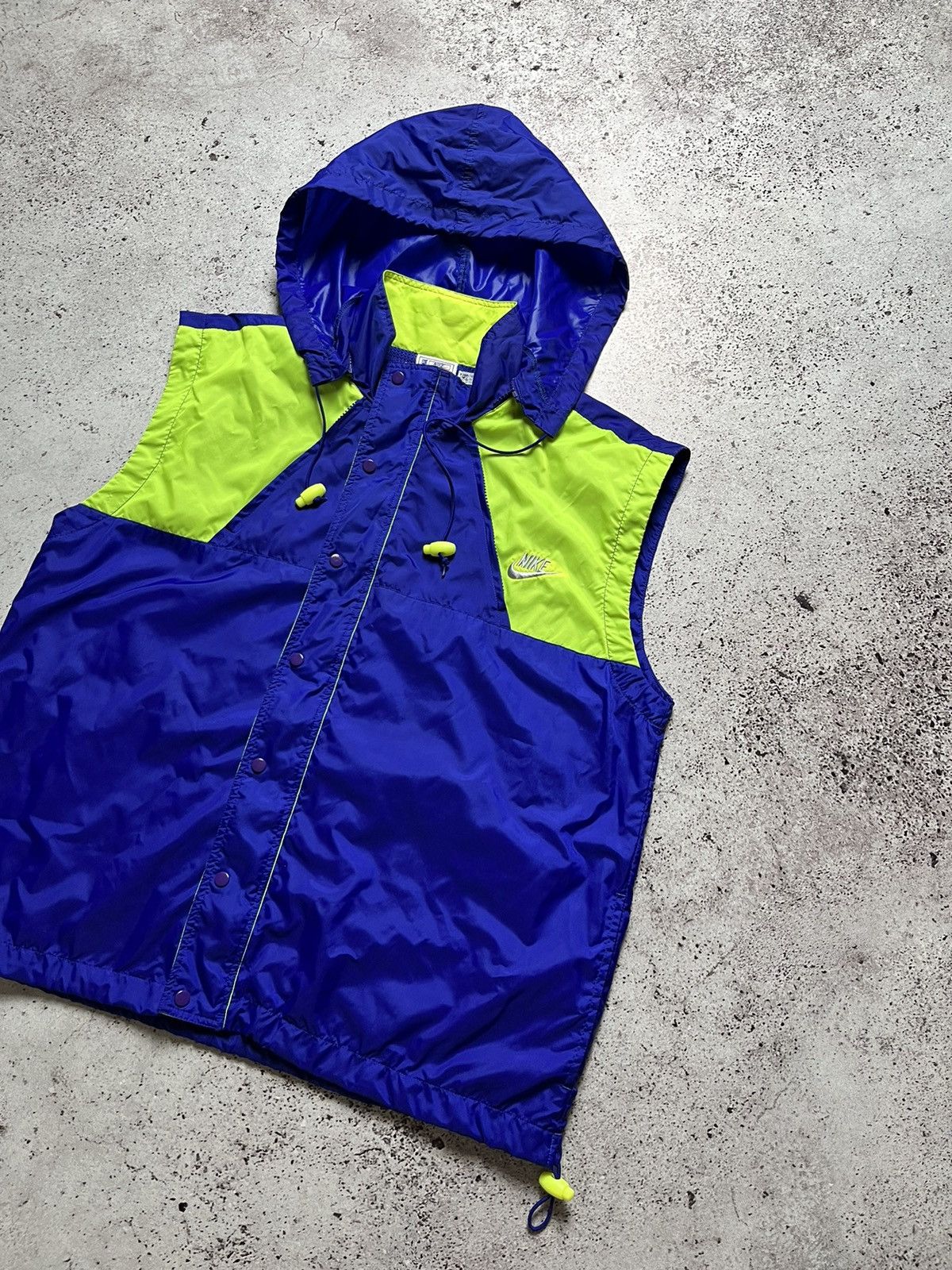 Nike × Vintage 🇫🇷Vintage Nike International France Vest Y2K Style Size US M / EU 48-50 / 2 - 4 Thumbnail