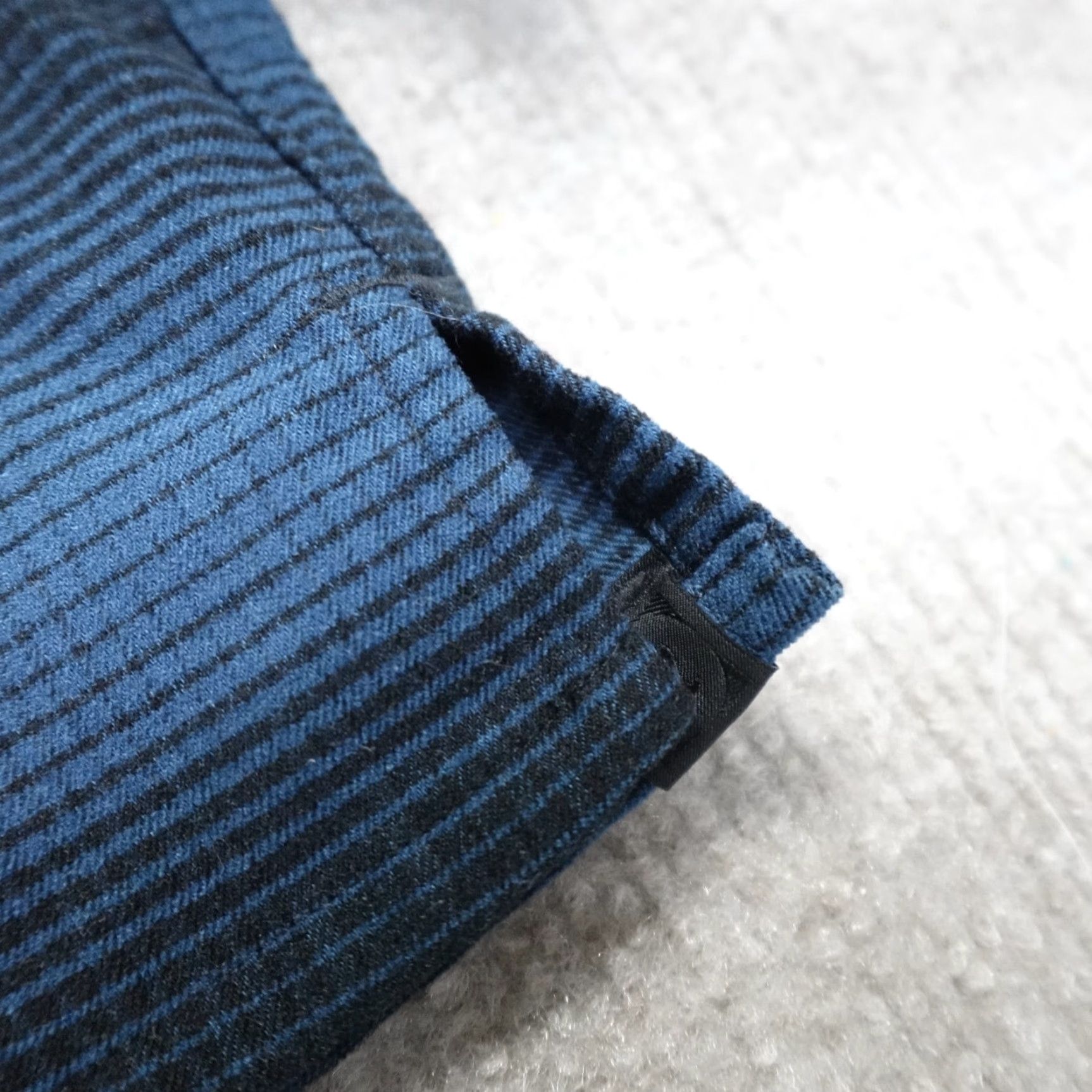Lululemon Lululemon Shirt M Blue Striped Flannel Button-Up Long Sleeve Mens M Size US M / EU 48-50 / 2 - 4 Thumbnail