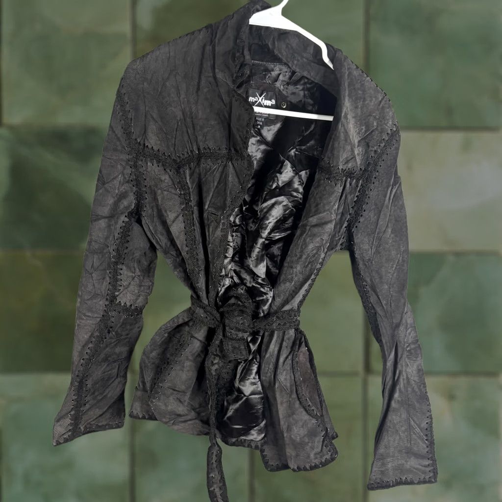 Vintage Maxima Leather Jacket Womens M Black Belted Tie Waist Lined Short Sleeve Collar Pockets Casual Vintage No Size M / US 6-8 / IT 42-44 - 1 Thumbnail