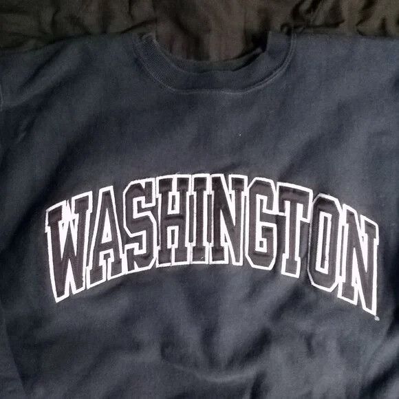 Champion Vintage Champion Reverse Weave Washington Huskies Sweatshirt Size US XXL / EU 58 / 5 - 1 Thumbnail
