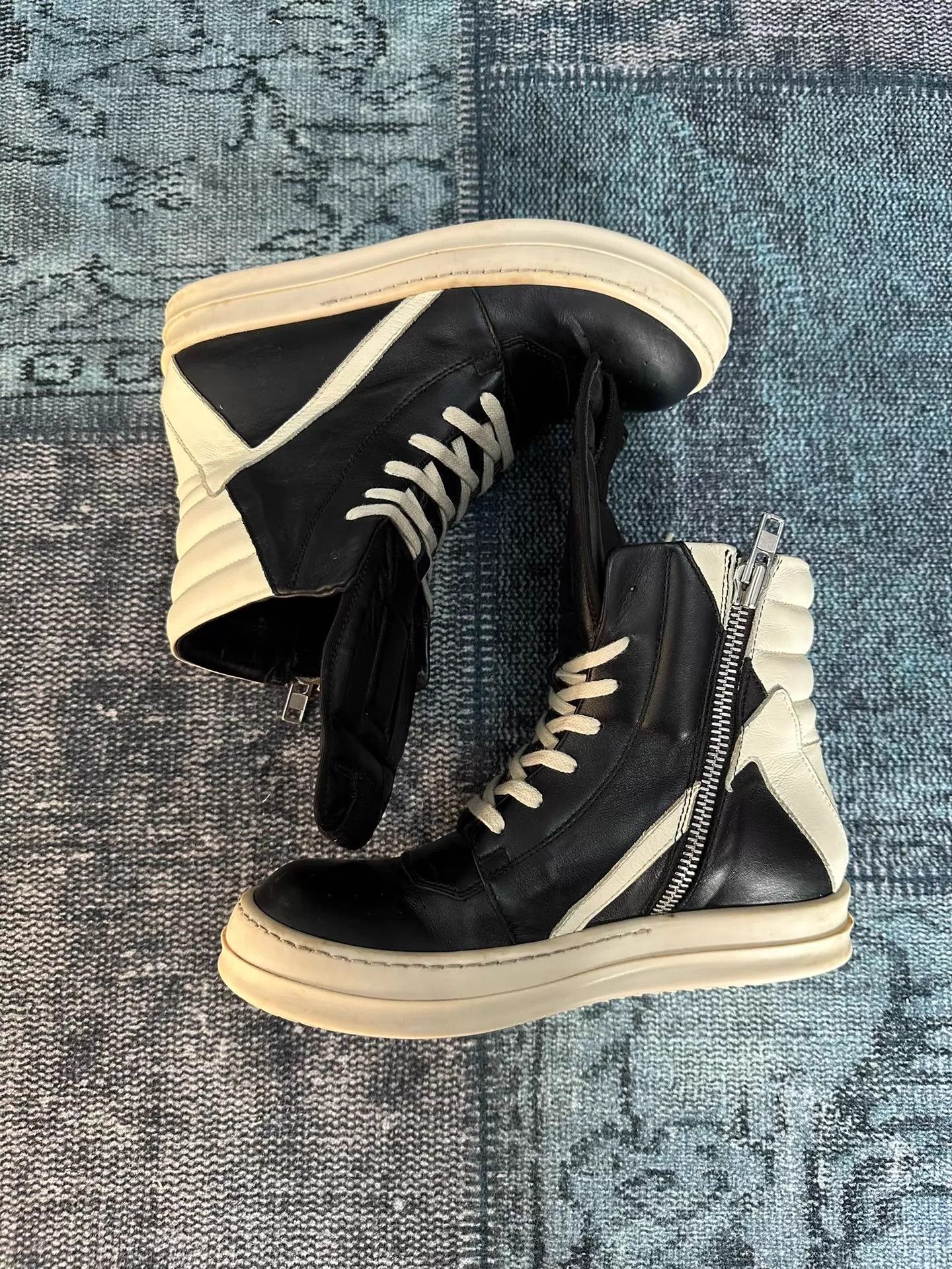 Rick Owens Rick Owens Mainline Triangle 37 EU Good Condition Hot Size US 6.5 / IT 36.5 - 1 Thumbnail