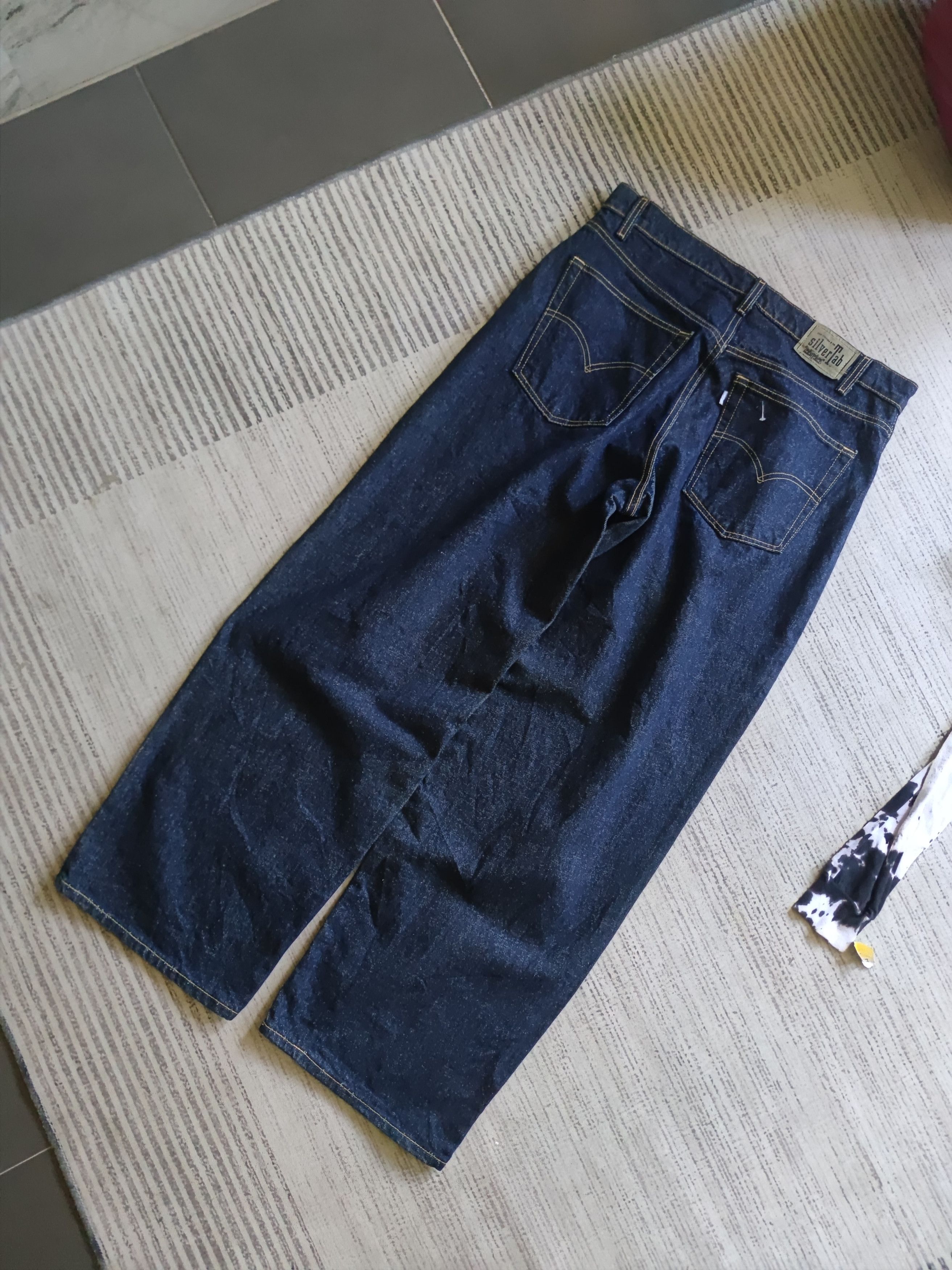 Levi's Vintage Levi's Strauss Silvertab Baggy Jean Made in USA Size US 39 - 1 Thumbnail