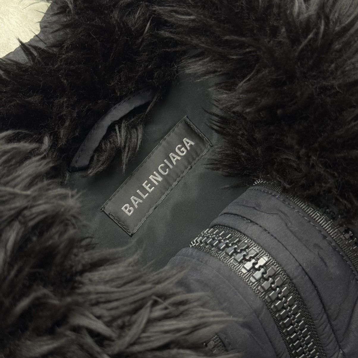 Balenciaga Balenciaga Faux Fur Sporty B Parka Size US S / EU 44-46 / 1 - 4 Thumbnail