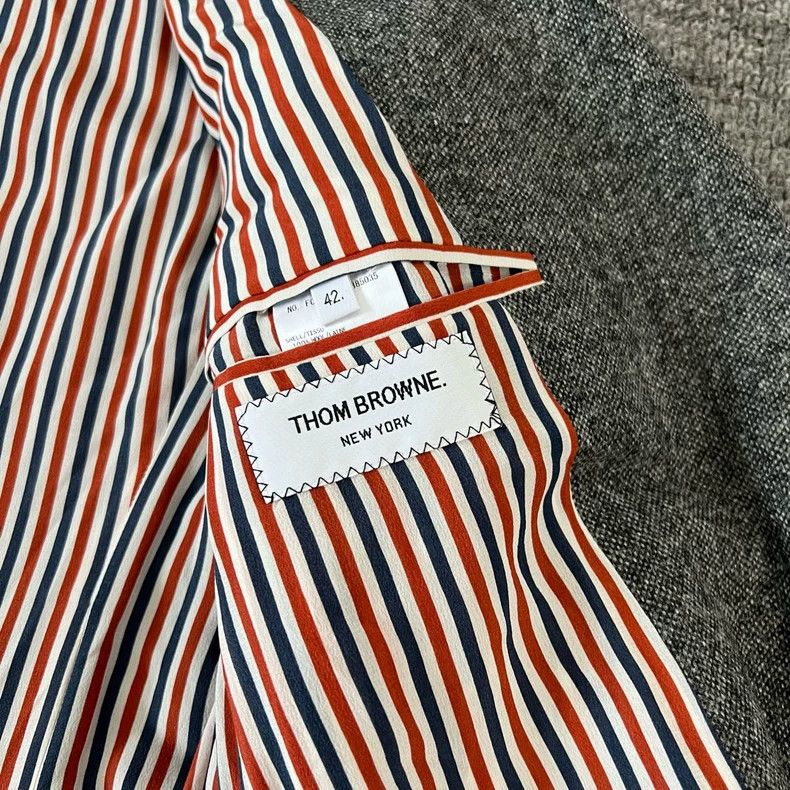 Thom Browne Gray wool coat 2506-Nextarrow