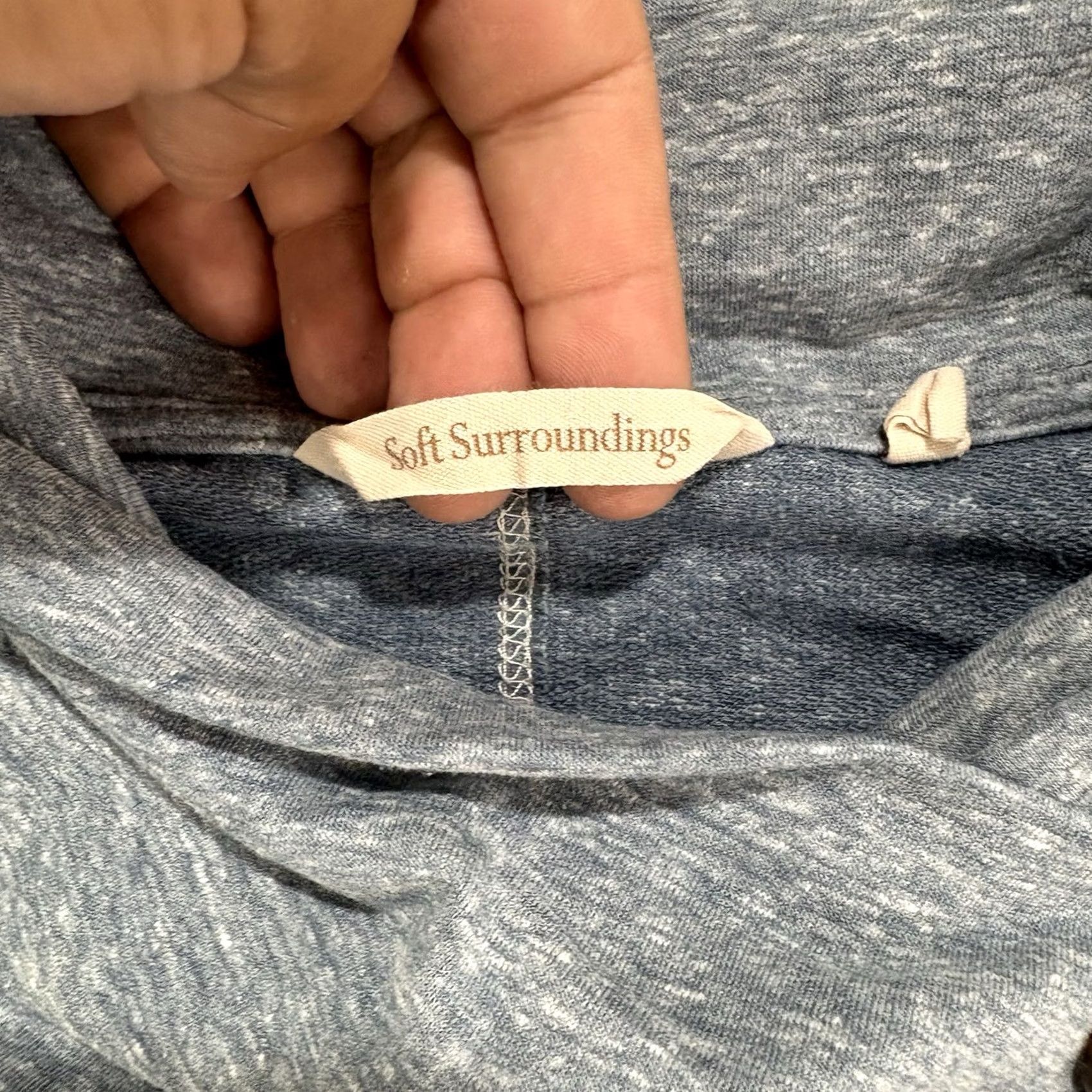 Soft Surroundings Soft Surroundings Blouse Tunic Long Sleeve Cowl Neck Button Lightweight Polyester Blend Seaport Heather Blue PS Petite Women Size S / US 4 / IT 40 - 4 Thumbnail