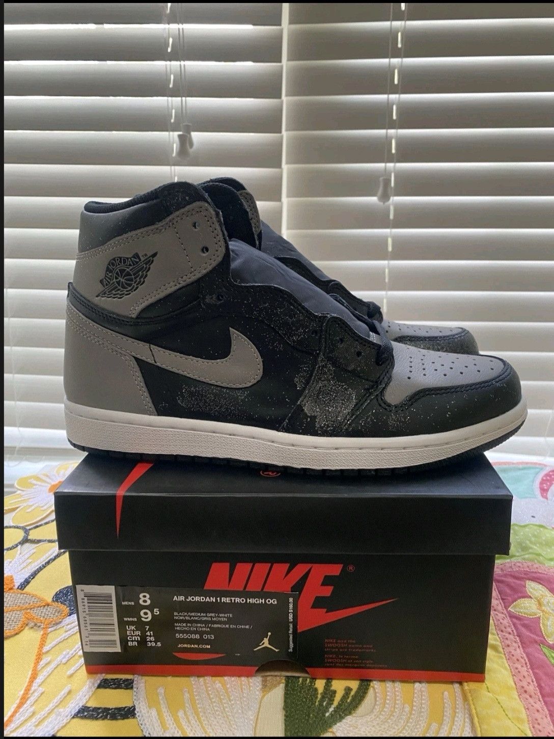 Jordan Brand Jordan 1 Retro High OG Shadow 2018 Size 8 DS OG Box Size US 8 / EU 41 - 3 Thumbnail