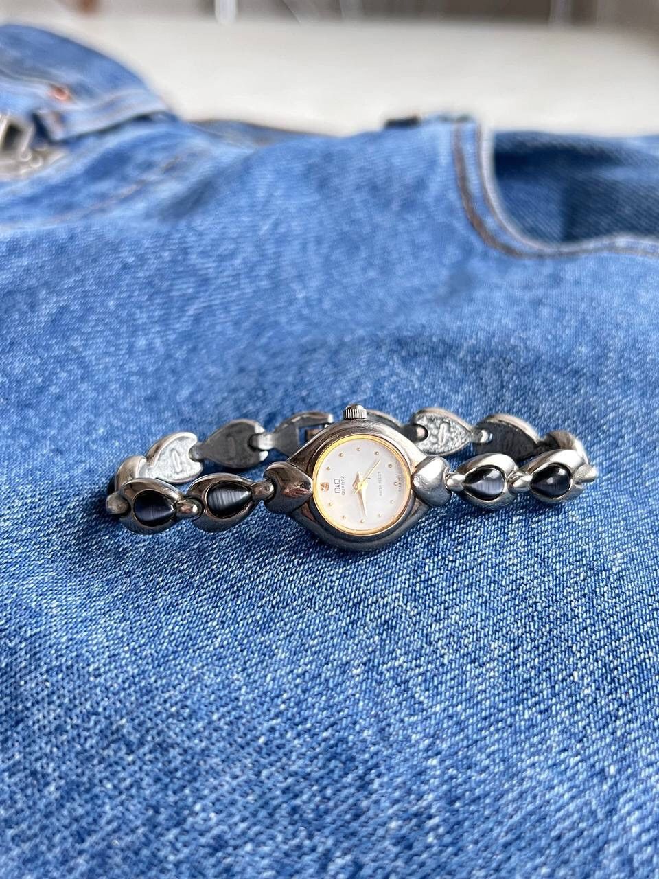Japanese Brand × Vintage Vintage Japanese style futuristic Watch Size ONE SIZE - 1 Thumbnail