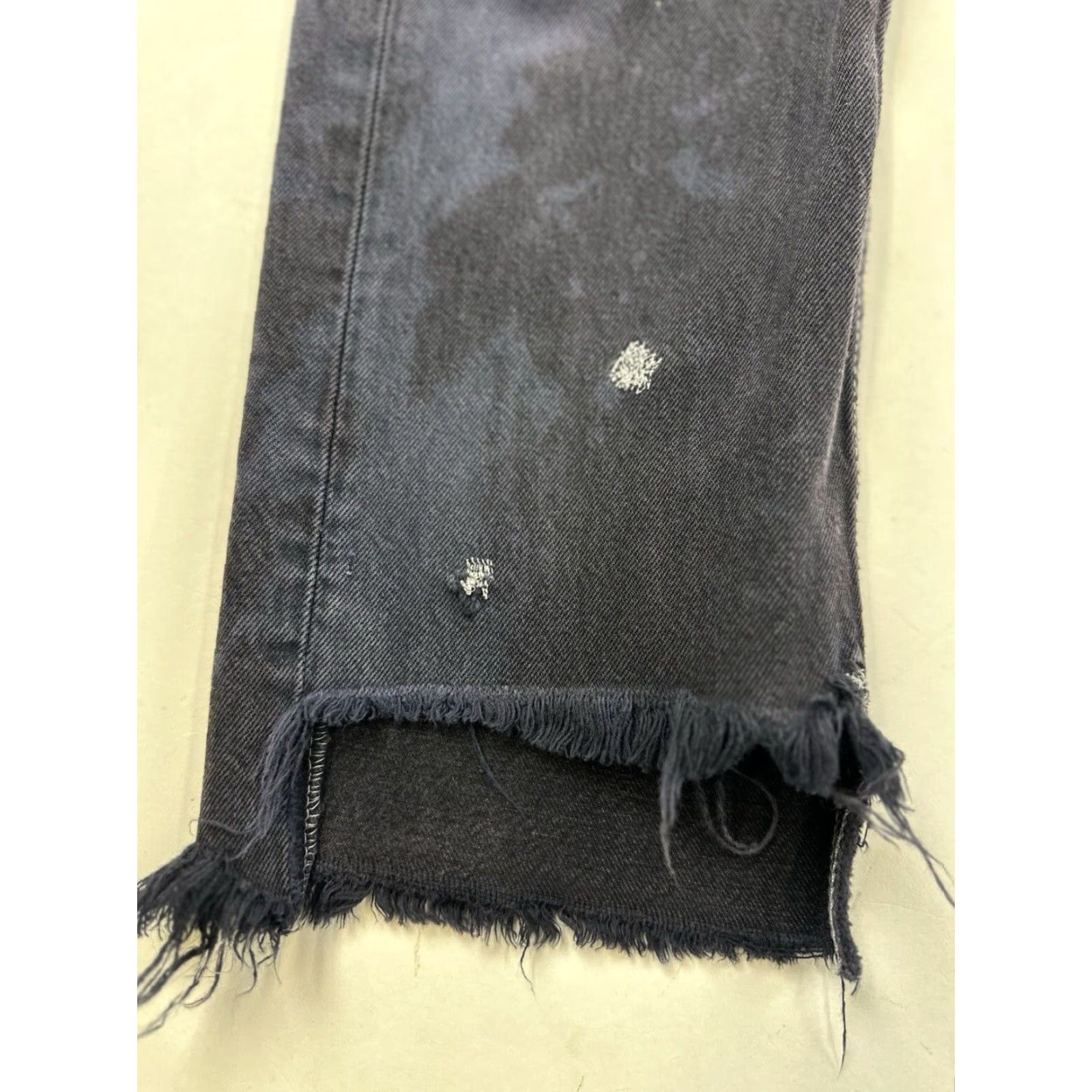 Levi's VINTAGE Levi's 501 Jeans 27x27 Black Distressed 80s 90s Mens Size US 27 - 3 Thumbnail