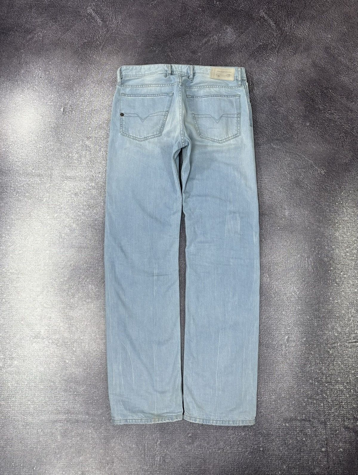 Diesel Diesel Waykee Regular Straight NWT Light Blue Denim Jeans Size US 31 - 2 Thumbnail