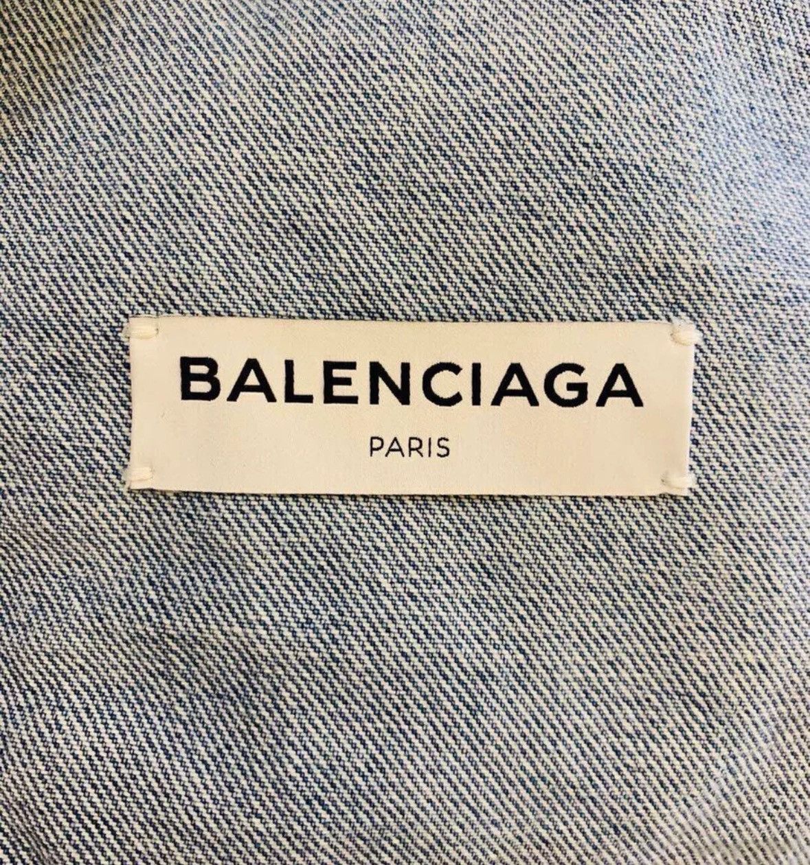Balenciaga Balenciaga genuine oversized denim jacket Size US S / EU 44-46 / 1 - 3 Thumbnail