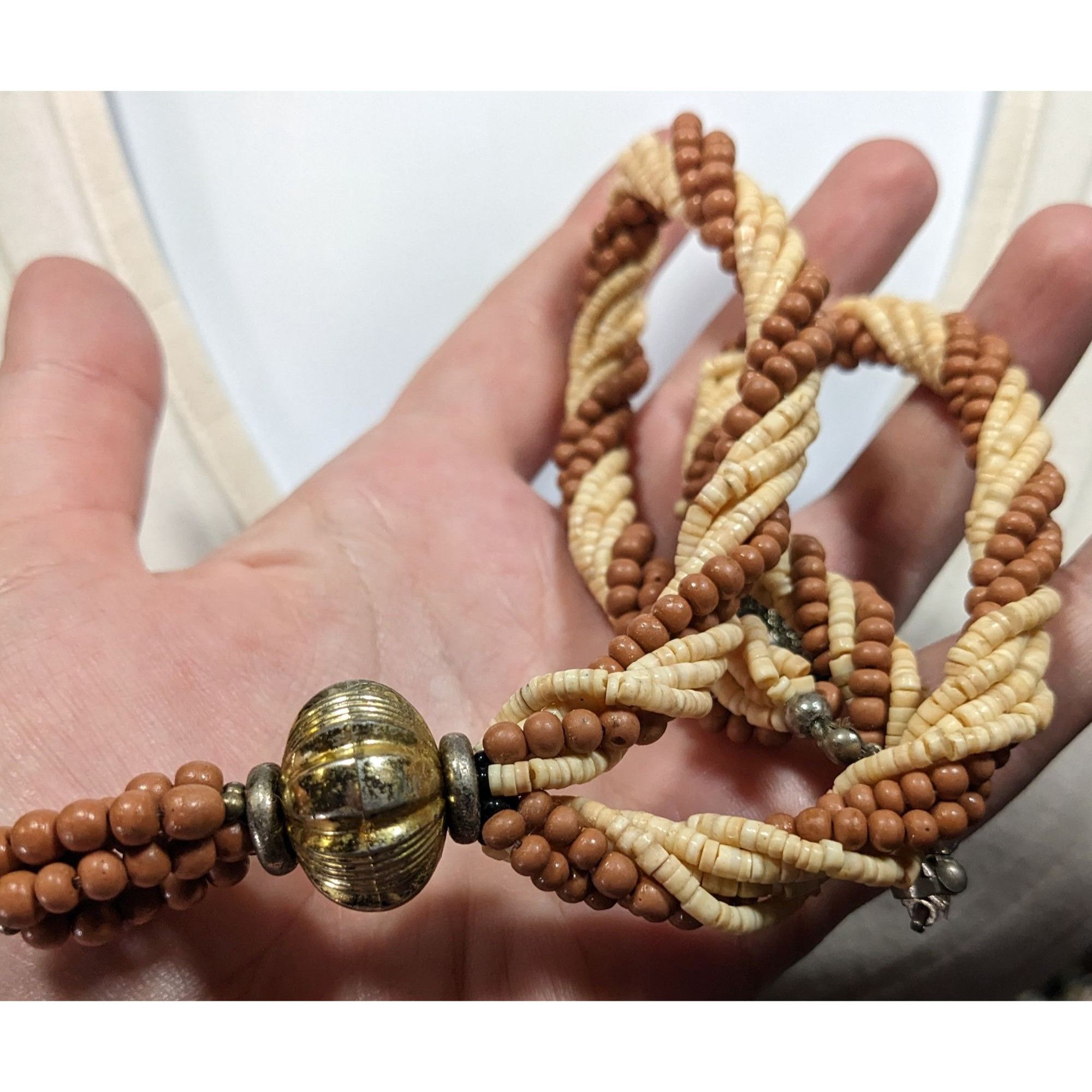 Other Vintage Rustic Brown And Cream Shell And Wood Beaded Necklac Size ONE SIZE - 5 Thumbnail