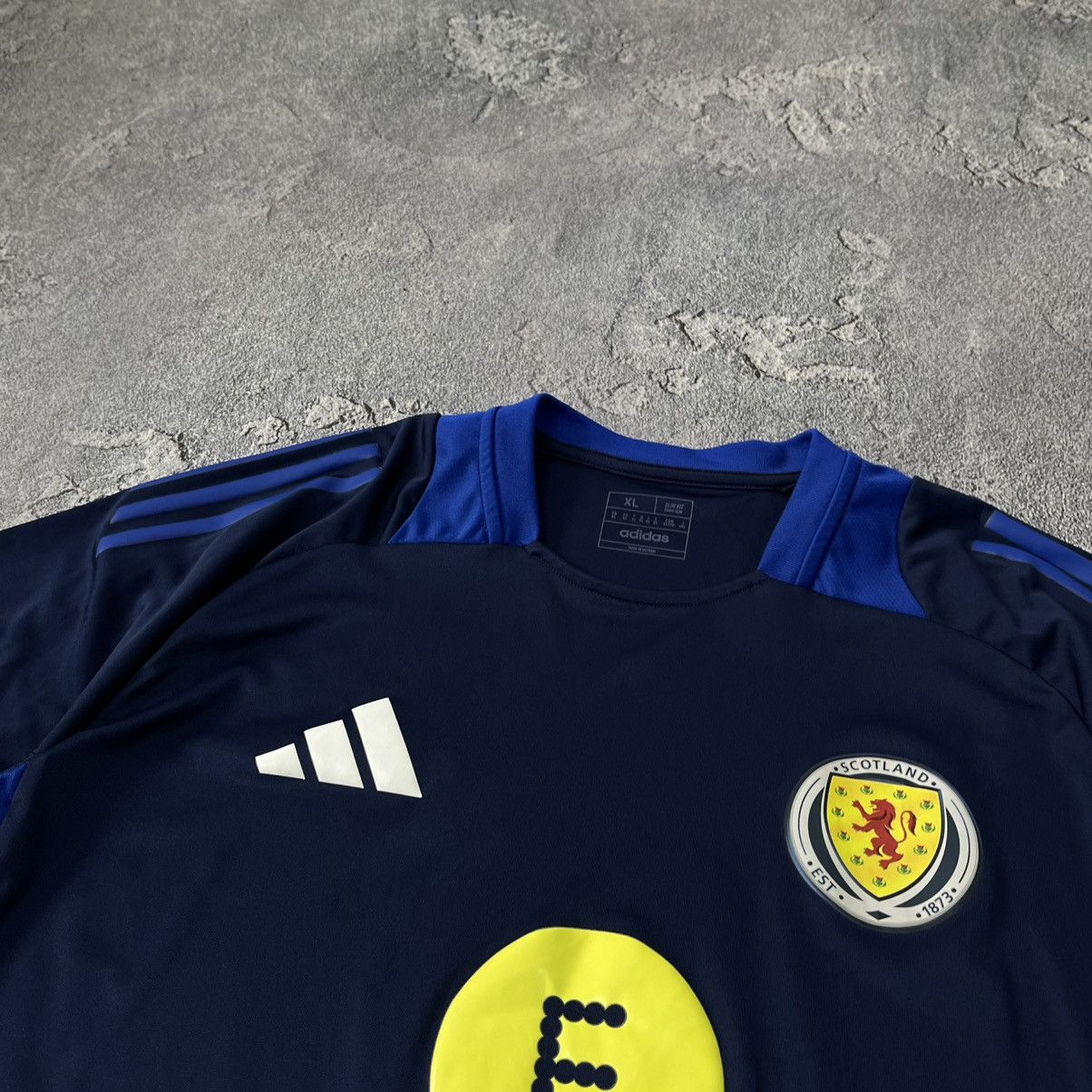 Adidas Adidas 2023 Training Schottland Football Triko ScotlandShirt Size US XL / EU 56 / 4 - 11 Thumbnail