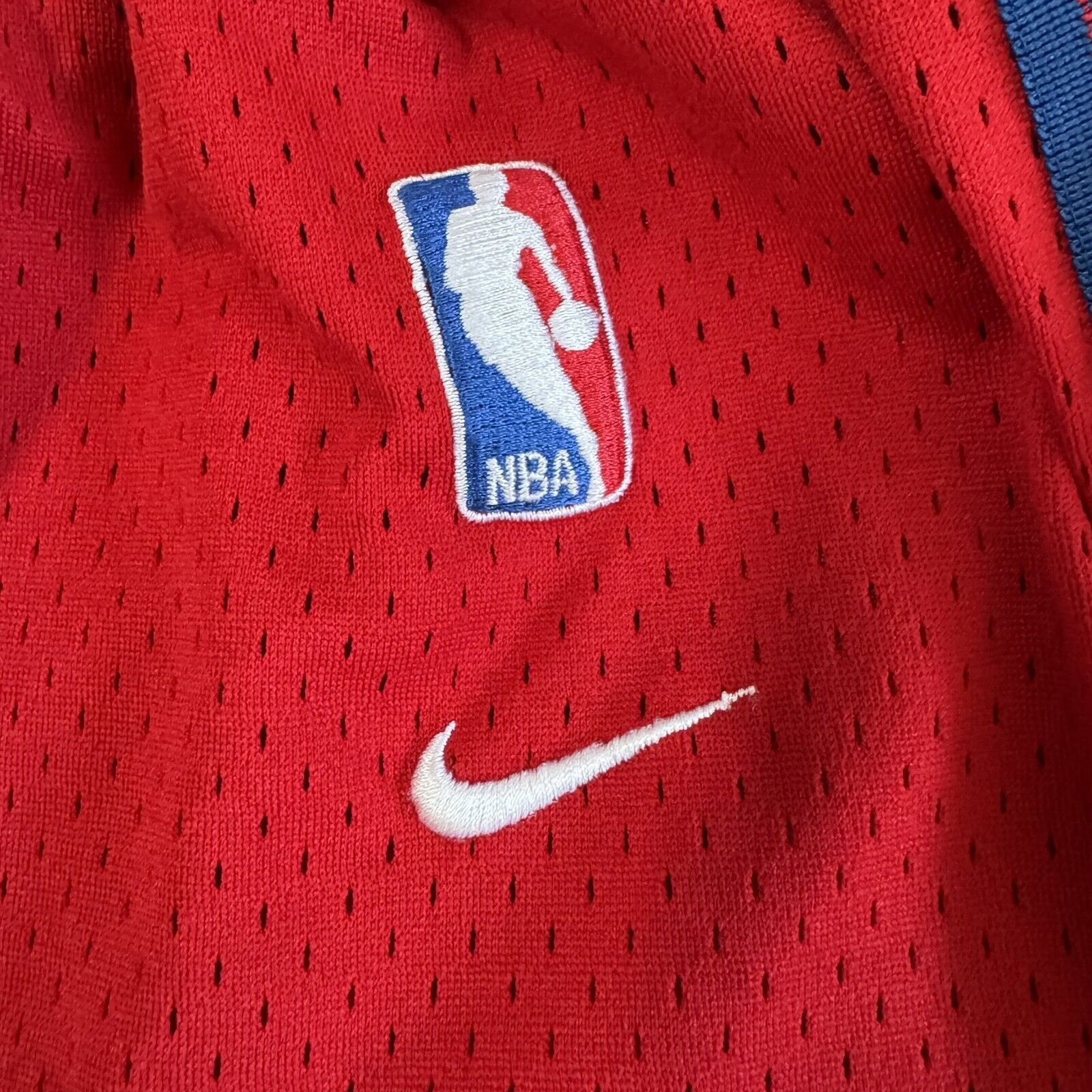 Nike Vintage Team Nike NBA Philly 76ers Red Shorts Size Large Size US 34 / EU 50 - 3 Thumbnail