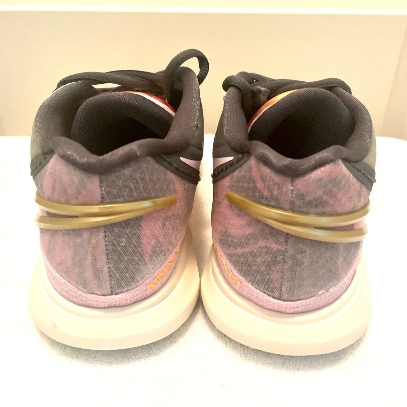 Nike Nike Kyrie Irving 8 All Star Weekend Sneaker Size US 8.5 / EU 41-42 - 6 Thumbnail