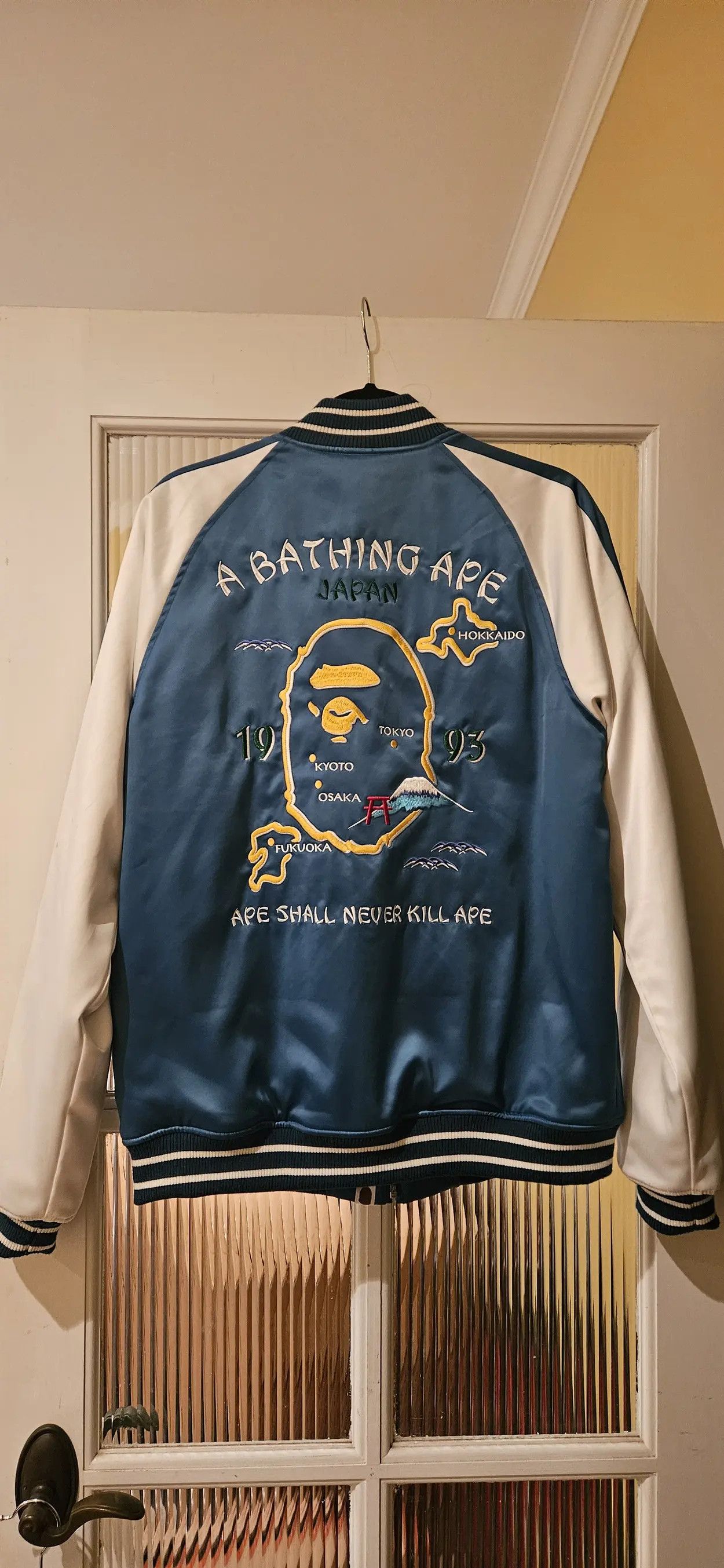 Bape A Bathing Ape Souvenir Jacket Size US M / EU 48-50 / 2 - 2 Thumbnail