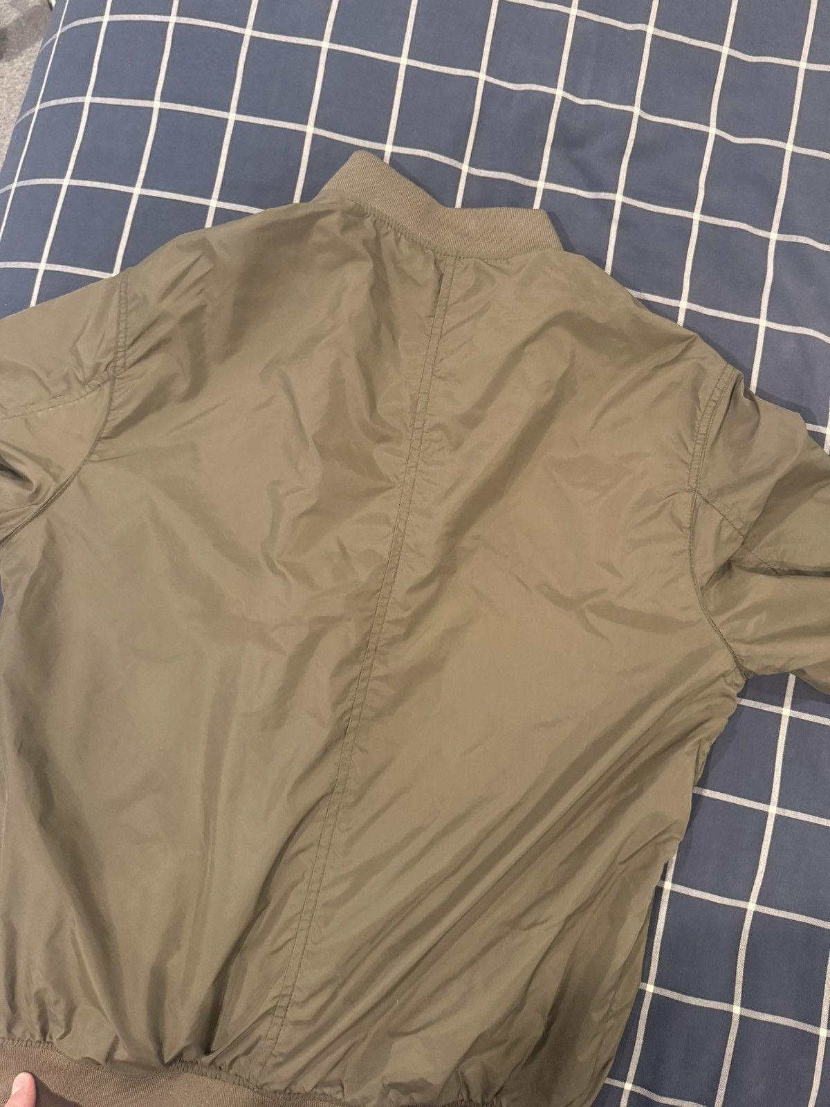 H&M Men H&M L.O.G.G Nylon Bomber Jacket Olive Green Size M Size US M / EU 48-50 / 2 - 6 Thumbnail