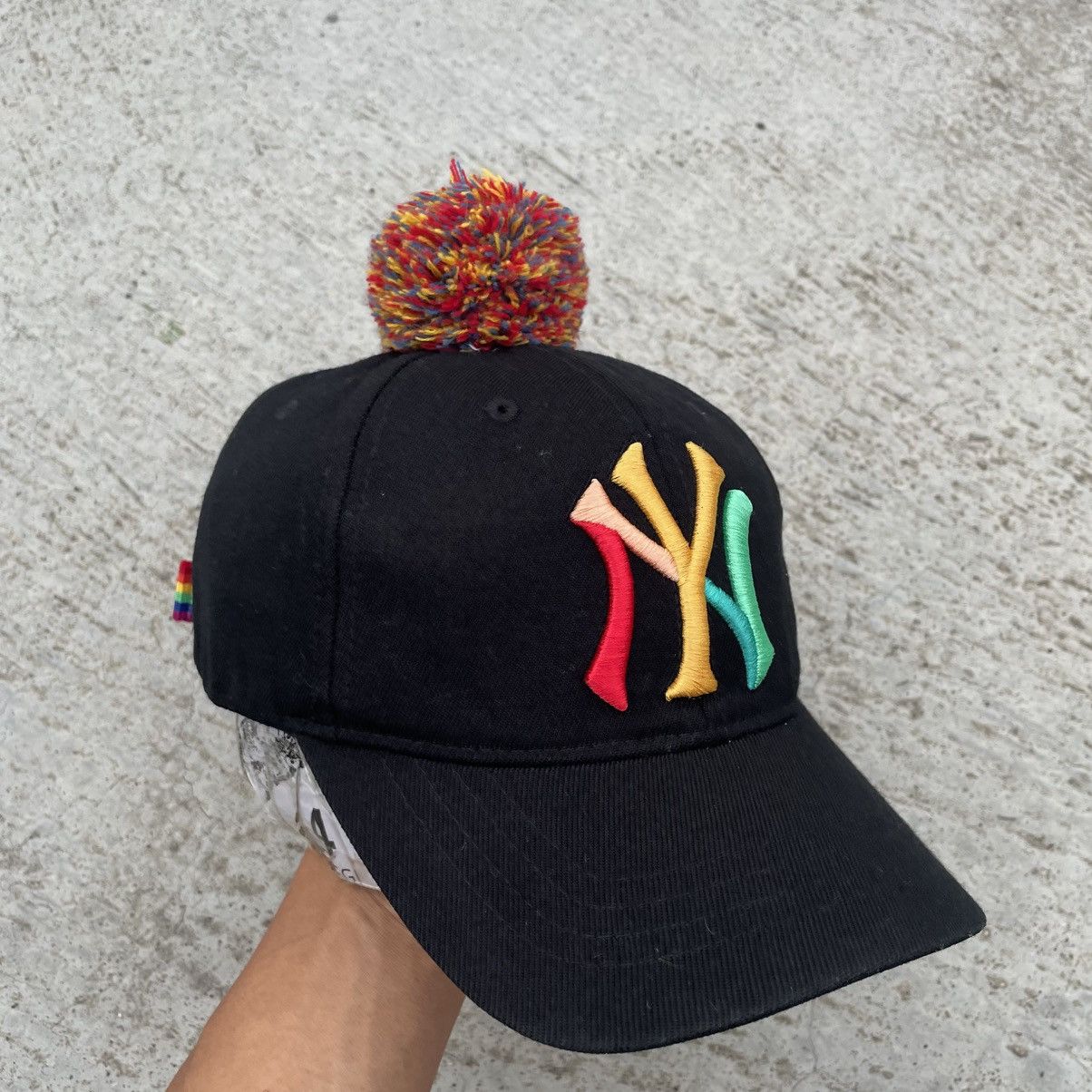 MLB Unique NY fot 8-13 yearrs size s-m Size ONE SIZE - 5 Thumbnail