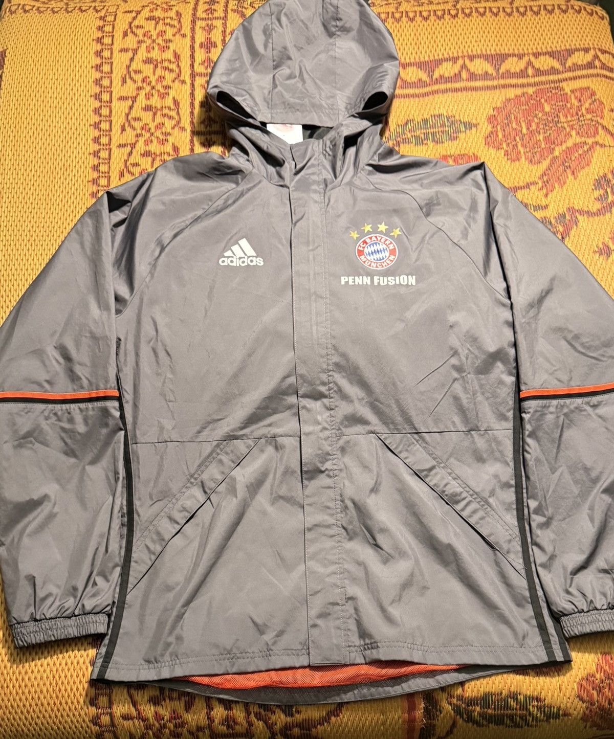 Adidas FC Bayern Munich Travel Jacket Size US L / EU 52-54 / 3 - 2 Thumbnail