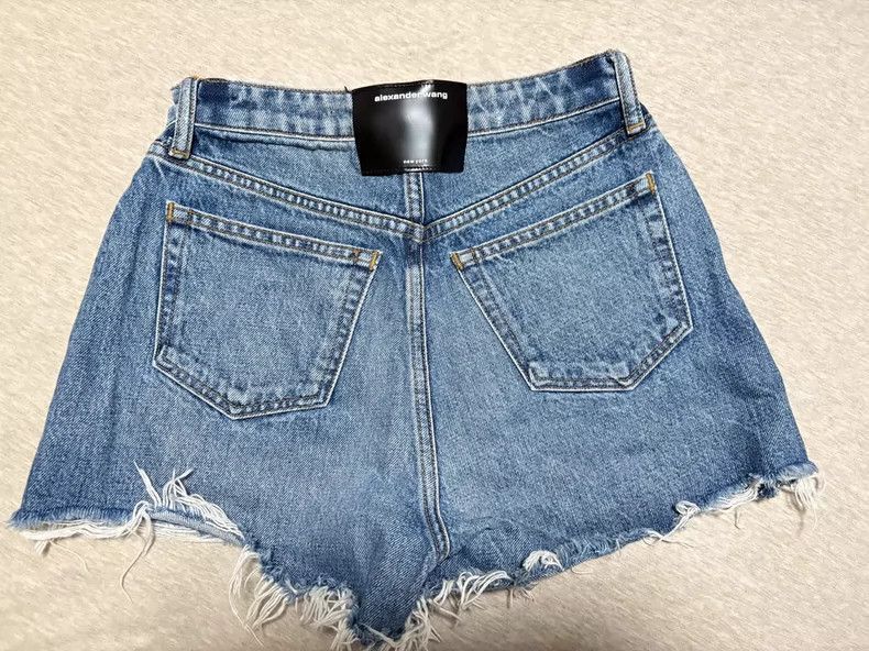 Alexander Wang Alexander Wang Denim Shorts Size 25- Size 25" / US 0 / IT 36 - 2 Thumbnail