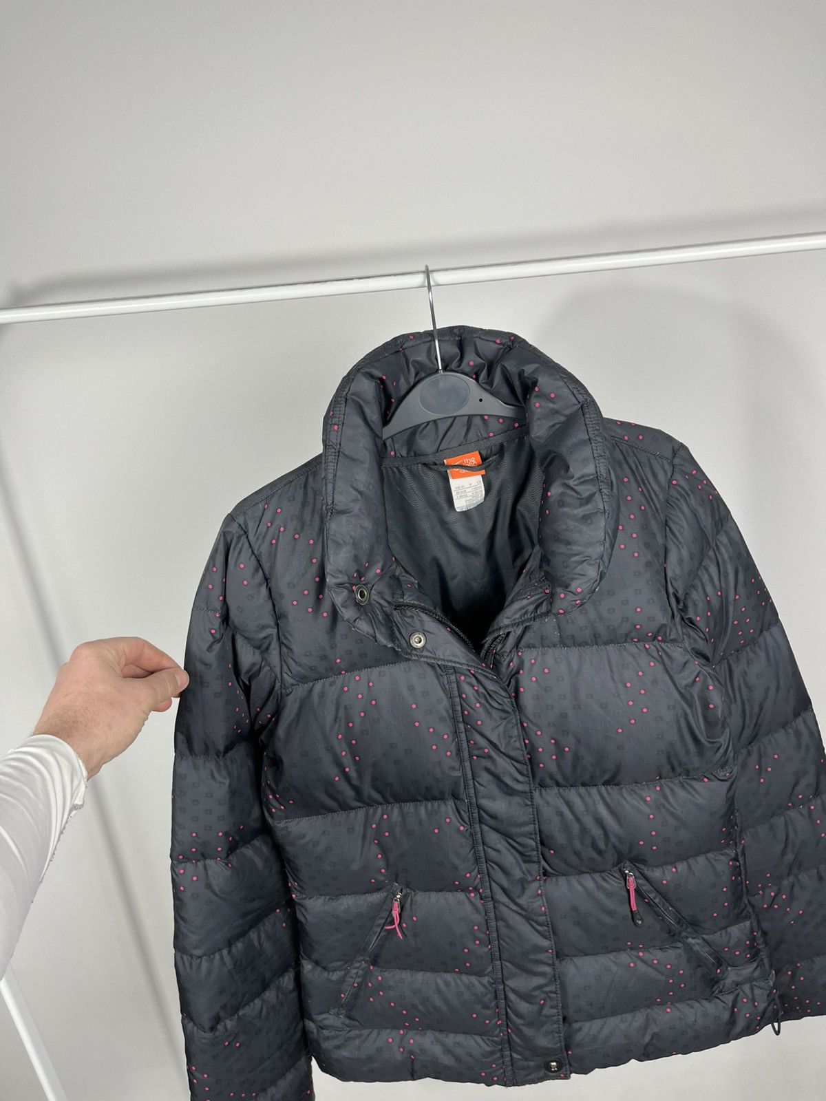 Nike Nike Athletic Dept Black Puffer Jacket Polka Dot Size S Size S / US 4 / IT 40 - 7 Thumbnail