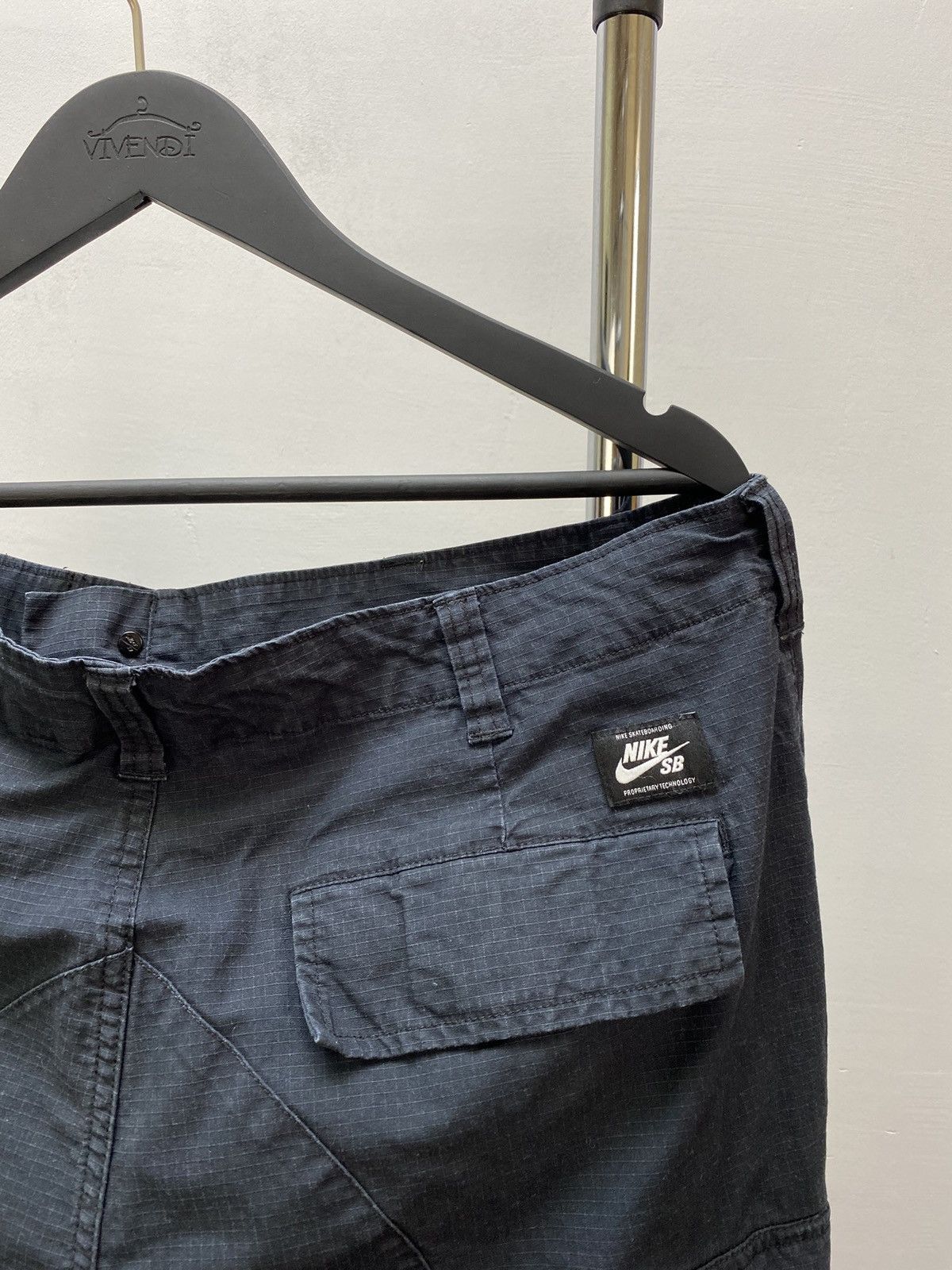 Nike Nike SB Skateboarding Cargo Black Shorts Men’s 36 Size Hype Size US 36 / EU 52 - 14 Thumbnail