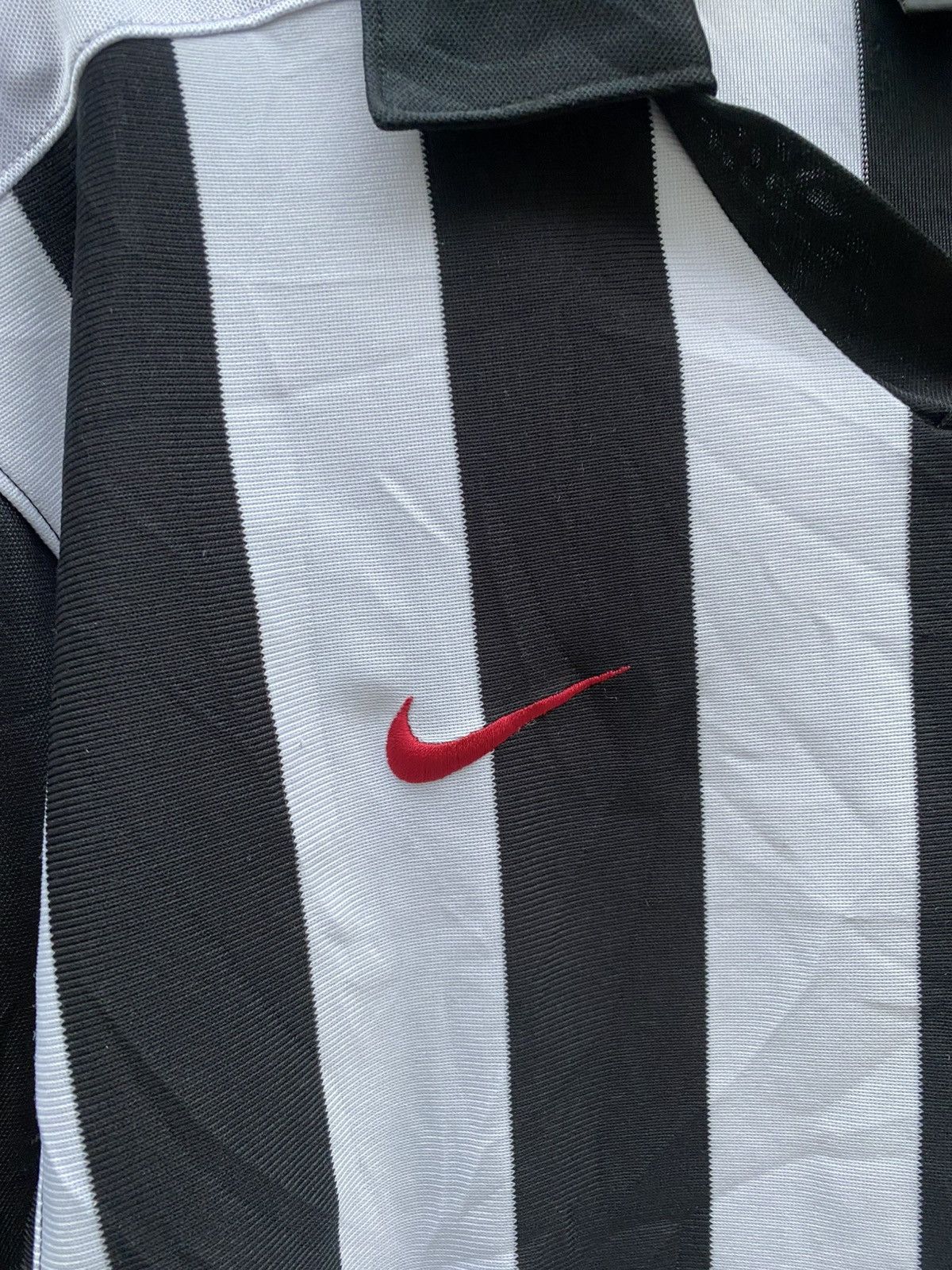 Nike Vintage y2k nike jersey blockcore retro black white stripe Size US XL / EU 56 / 4 - 4 Thumbnail