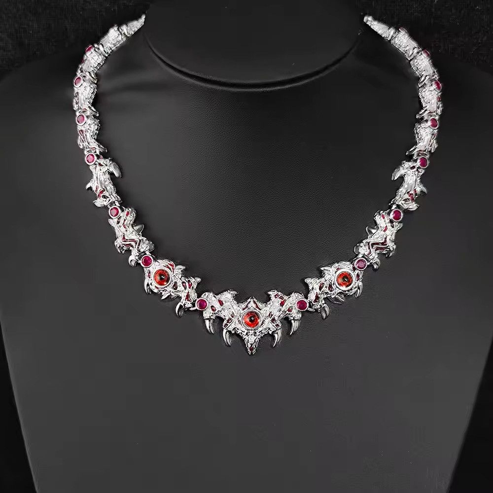 Jewelry × Vintage Red Eyes Ice Glass Fork Claw Chain Necklace Size ONE SIZE - 1 Thumbnail