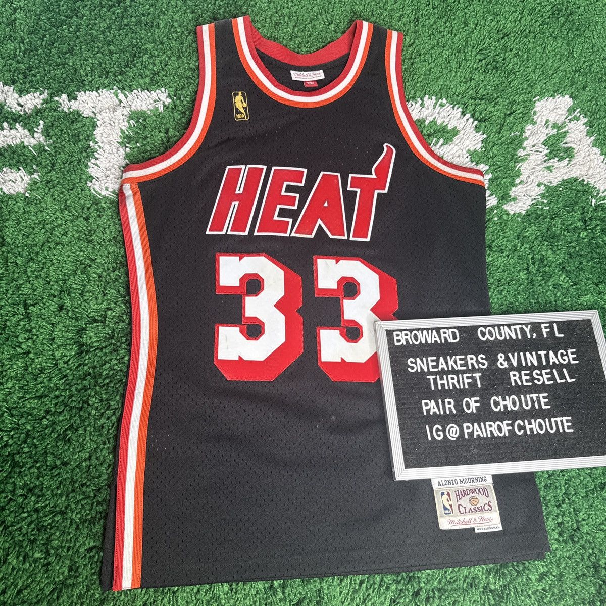 Mitchell & Ness Mitchell and Ness Jerseys Alonzo Mourning Miami Heat 1996-97 Size US M / EU 48-50 / 2 - 1 Thumbnail