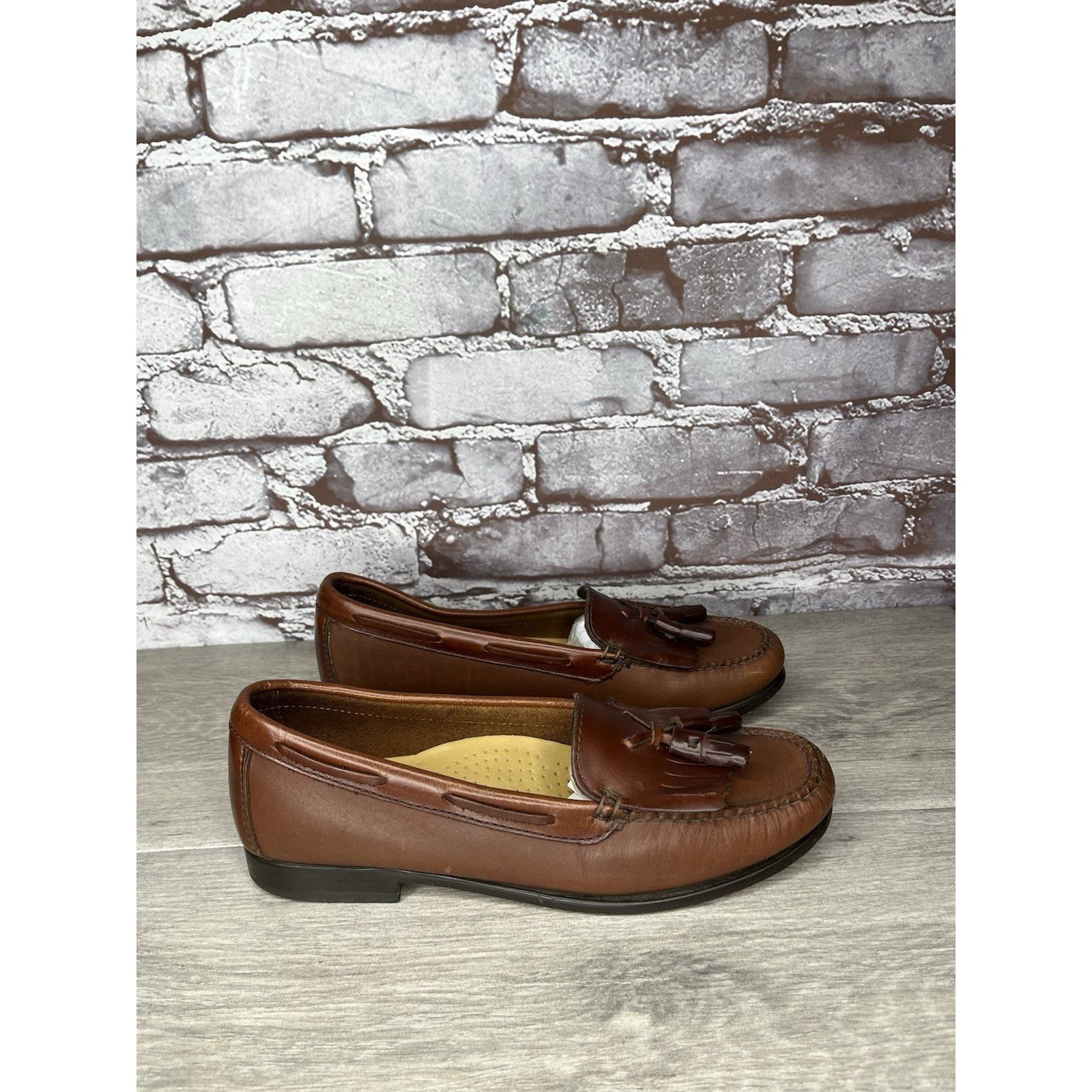 Bass GH BASS Jackie Brown Leather Kiltie Tasseled Slip-On Loafers Size US 7.5 / IT 37.5 - 11 Thumbnail