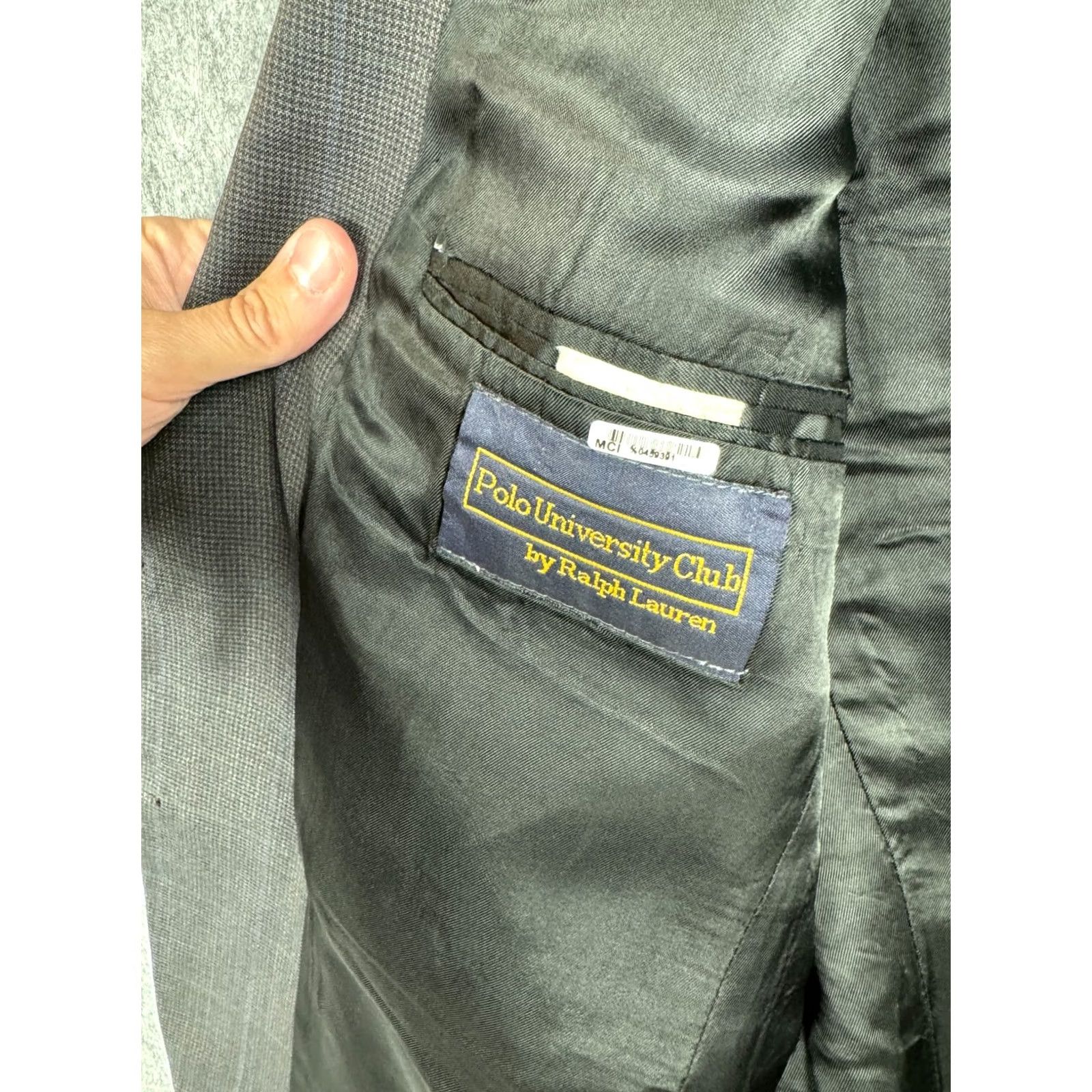 Ralph Lauren VINTAGE Ralph Lauren Polo University Club Suit 2 Button 42R 34x29 Wool Gray Plaid Men’s Wool Suit 2 Piece Regular Mens Size US XL / EU 56 / 4 - 7 Thumbnail