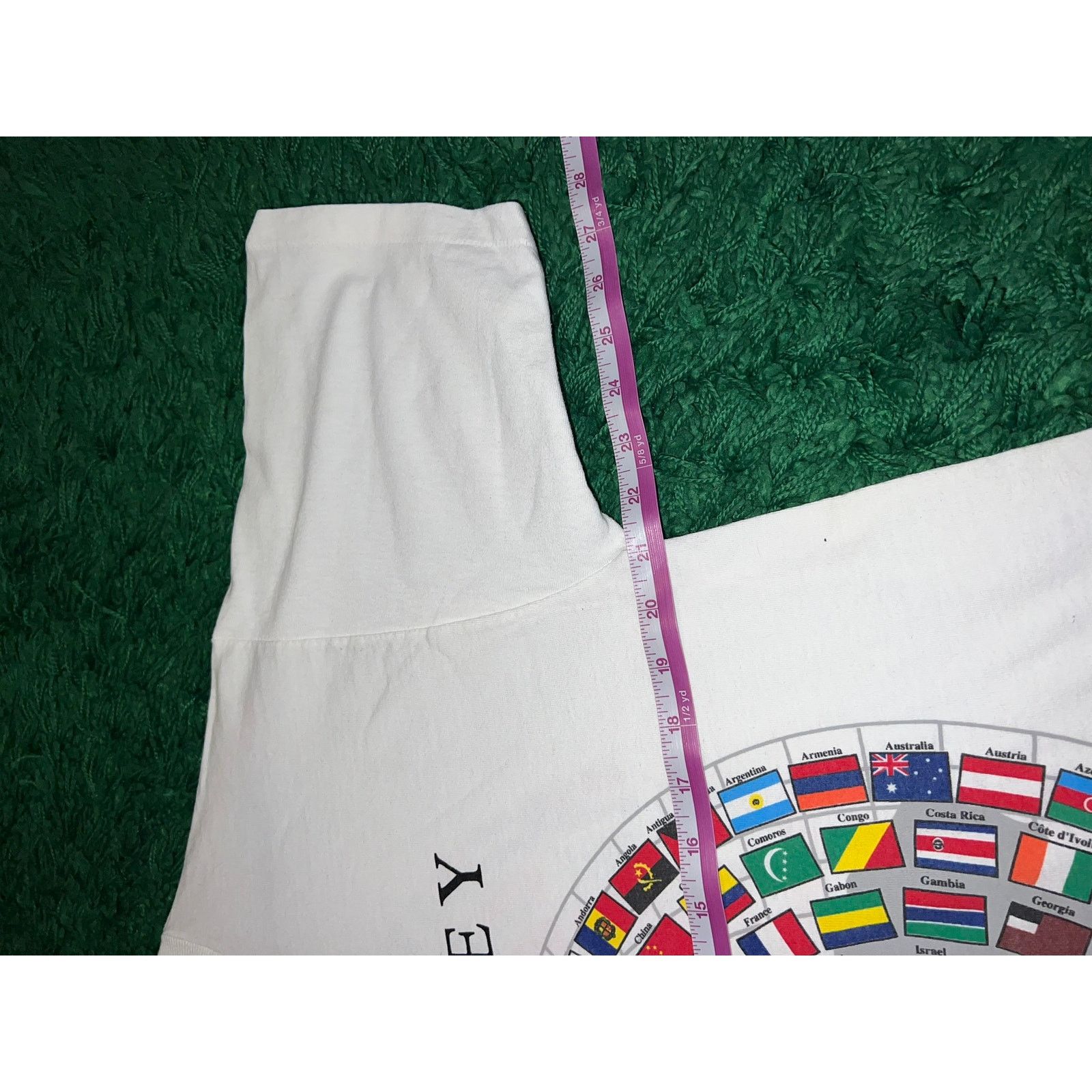 Vintage Vintage World Flag Shirt Sewickley World Class City Tee 90s Size US L / EU 52-54 / 3 - 12 Thumbnail