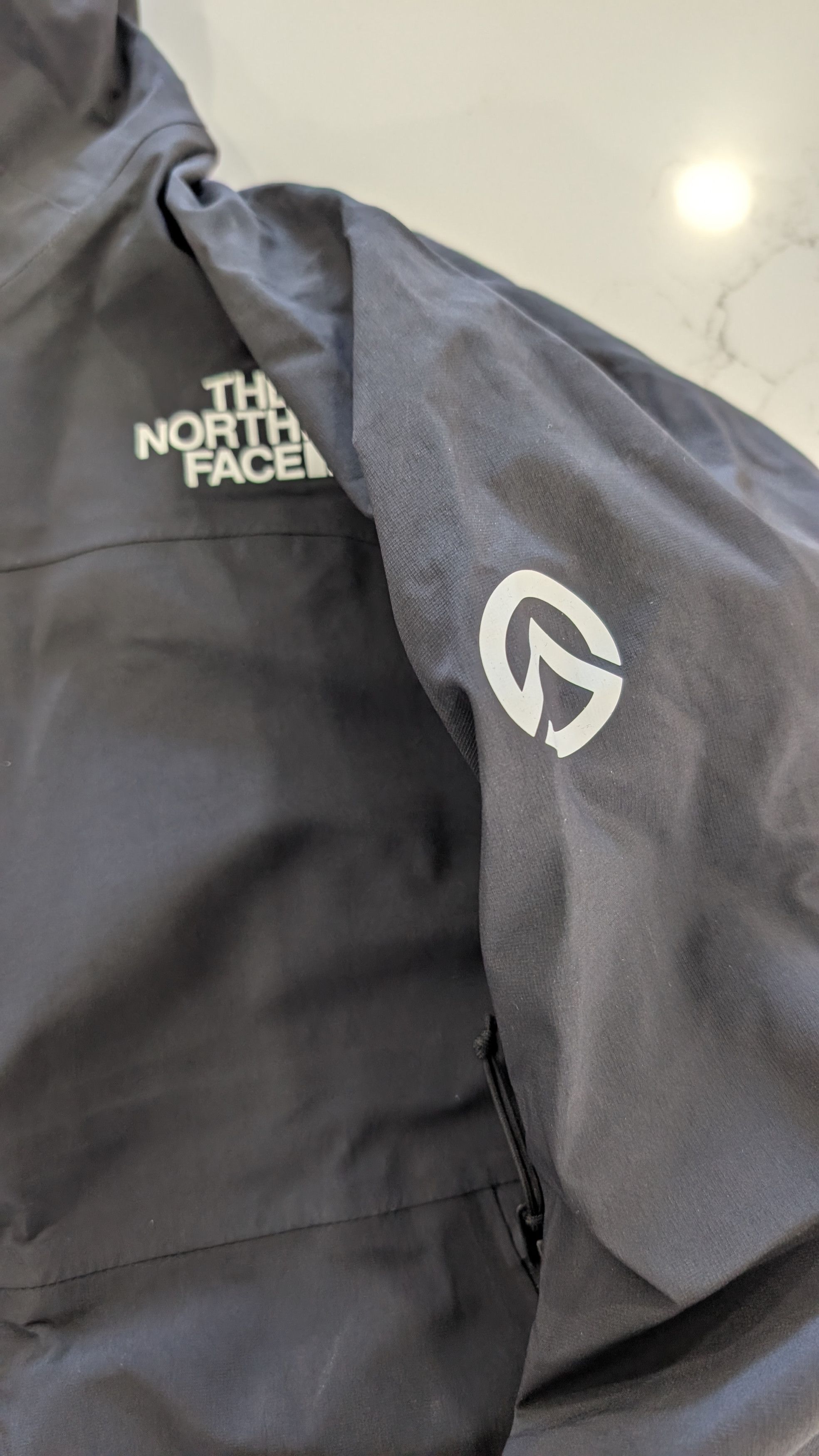 The North Face The North Face Summit Series Chamlang FUTURELIGHT Jacket M Size M / US 6-8 / IT 42-44 - 7 Thumbnail