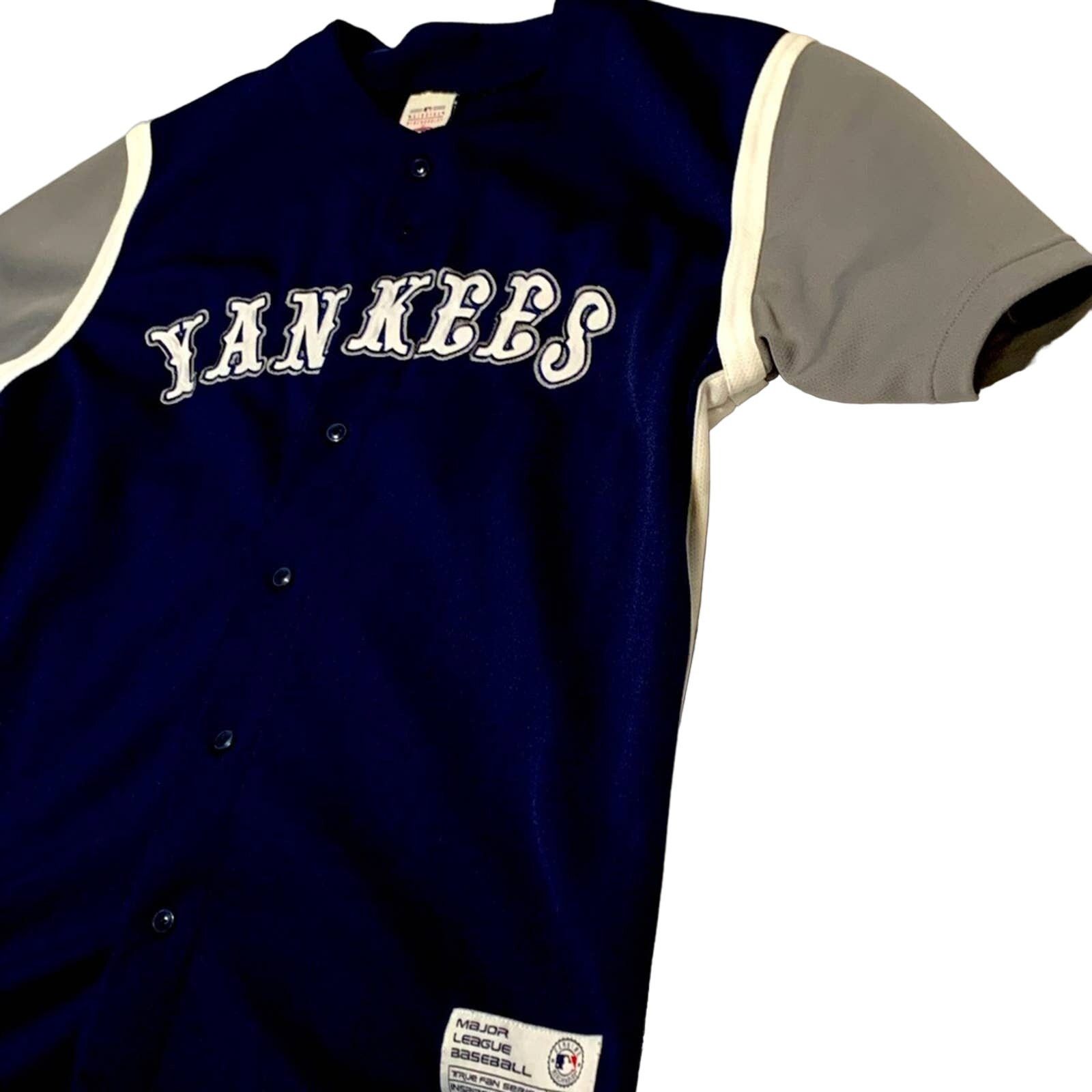 MLB MENS NEW YORK YANKEES EMBROIDERED JERSEY SIZE LARGE CLEAN Size US L / EU 52-54 / 3 - 2 Thumbnail