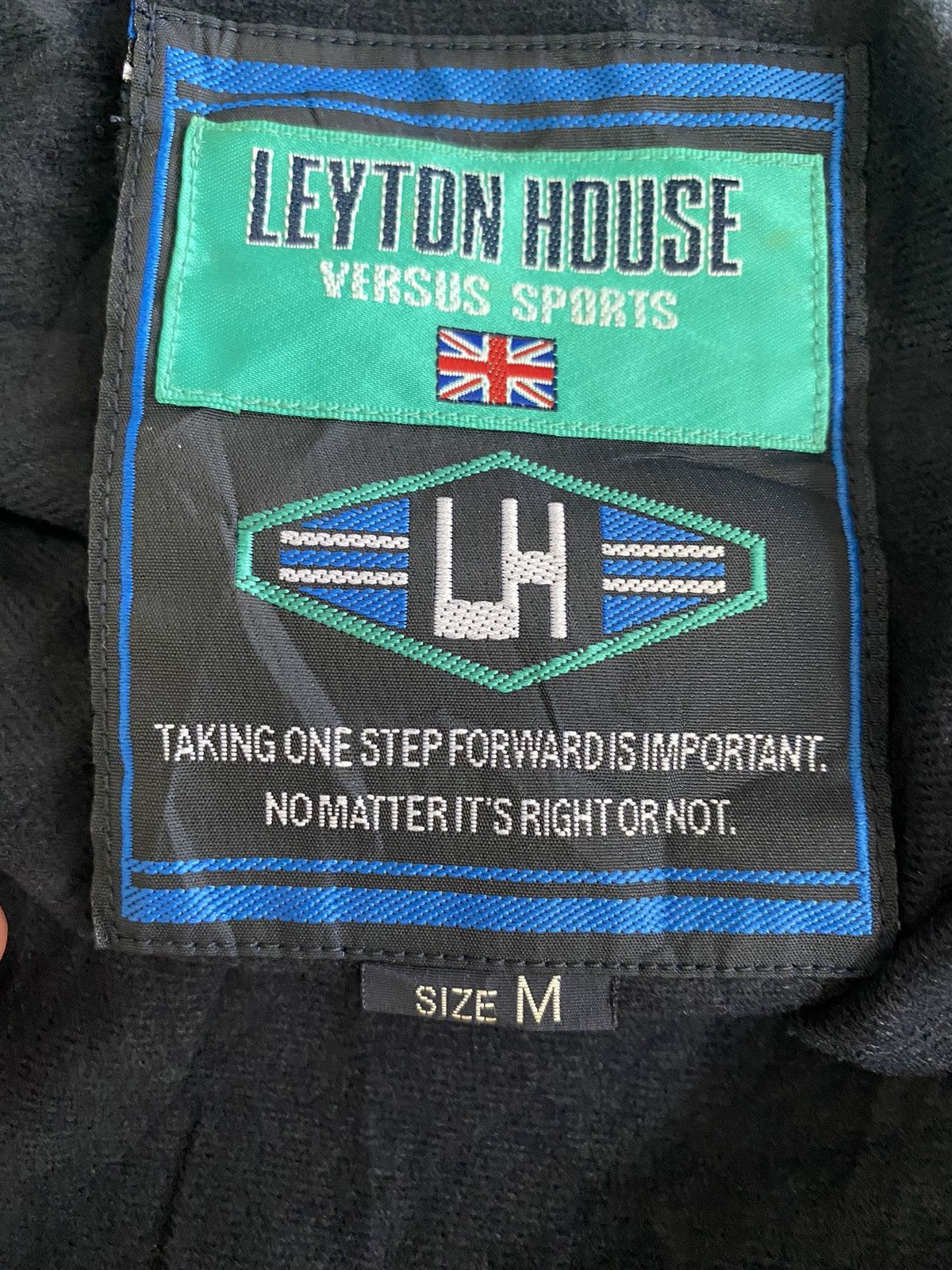 Versus Vtg LEYTON HOUSE Versus Sport Light Zipper Jacket Size US M / EU 48-50 / 2 - 20 Thumbnail