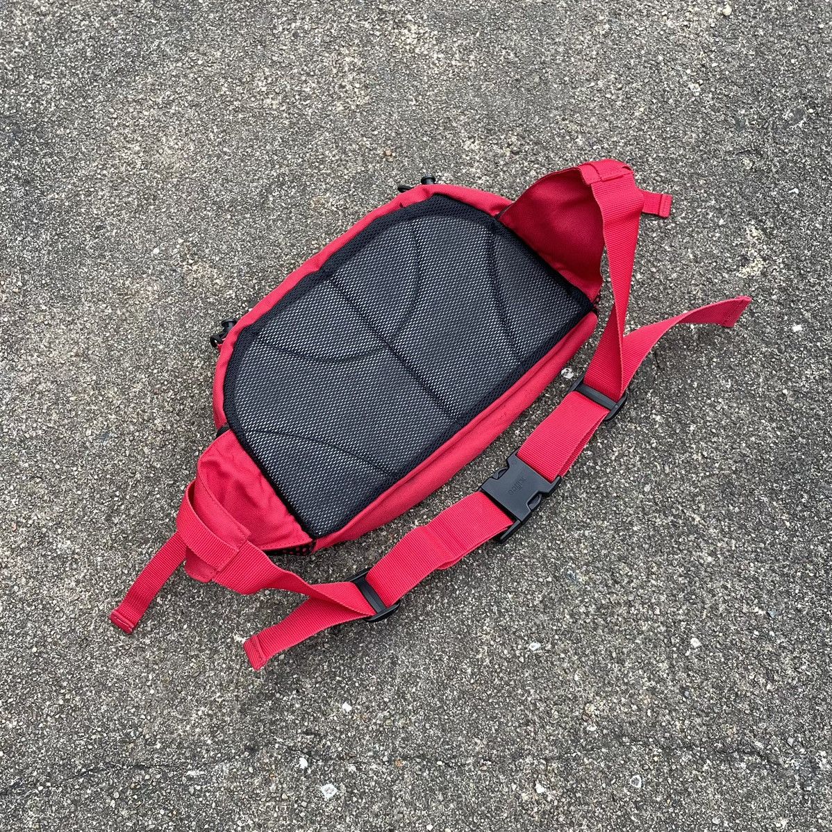 Japanese Brand Tasse tasse oversized Waistbag/Crossbody Size ONE SIZE - 2 Thumbnail