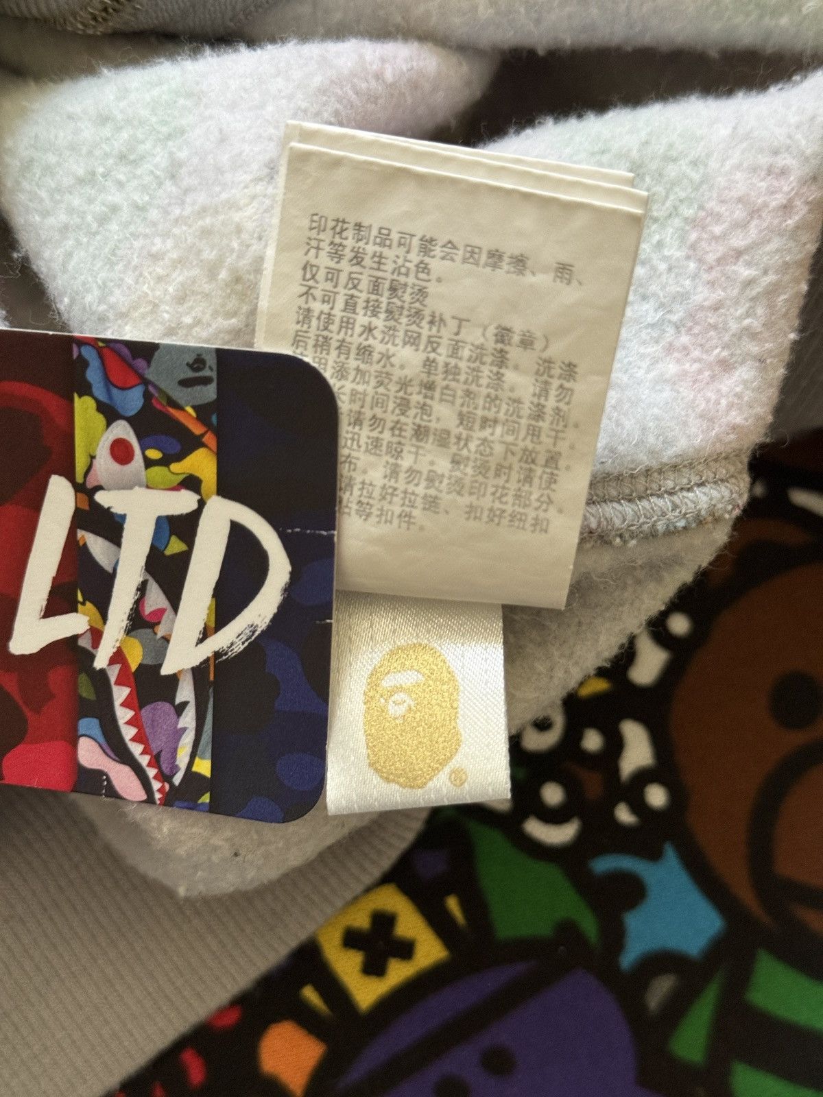 Bape A Bathing Ape Multi Camo Baby Milo Shark Hoodie Size S / US 4 / IT 40 - 11 Thumbnail