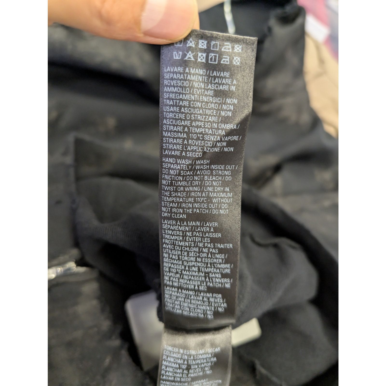 Balenciaga o1rshd1 Small Fit Zip up Hoodie in Black/White/Red Size US M / EU 48-50 / 2 - 16 Thumbnail
