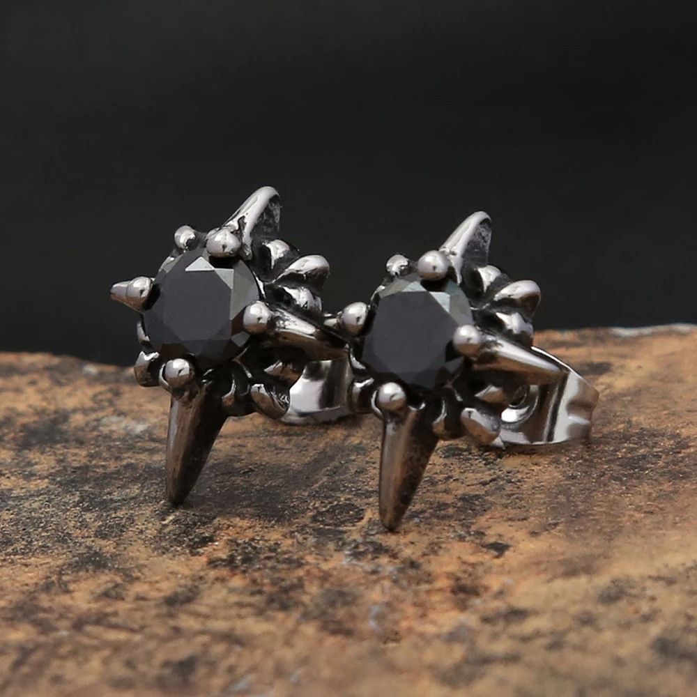 Japanese Brand × Vintage Black Stone Earrings Size ONE SIZE - 1 Thumbnail