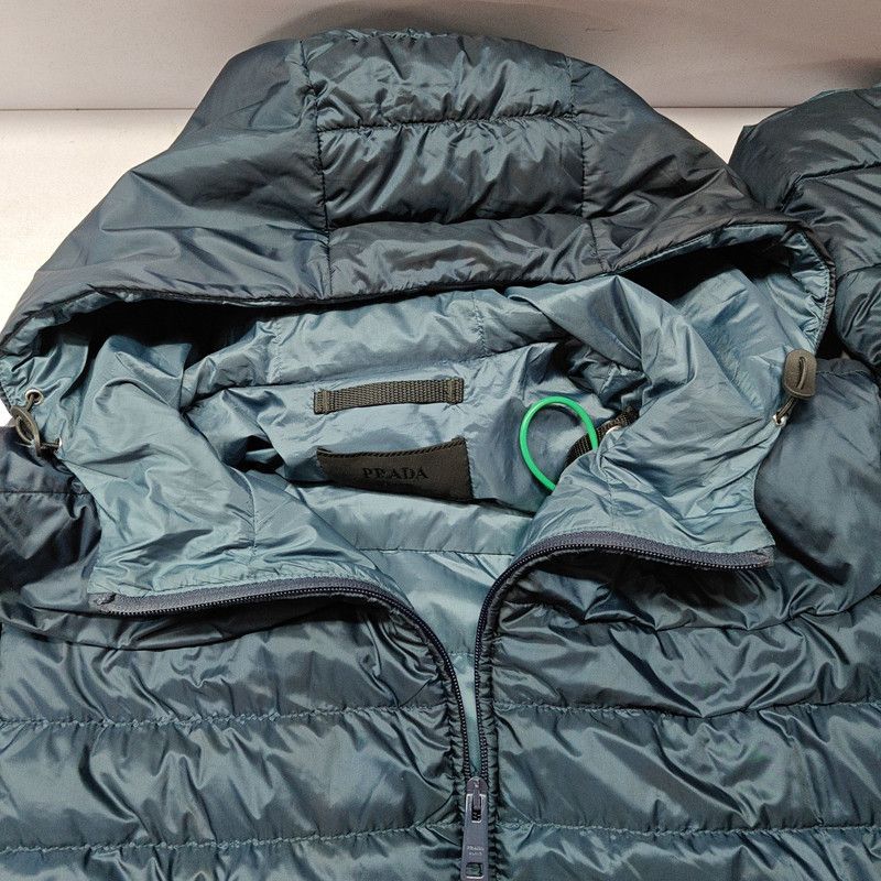 Prada Prada Navy Blue Hooded Puffer Jacket Size US L / EU 52-54 / 3 - 1 Thumbnail