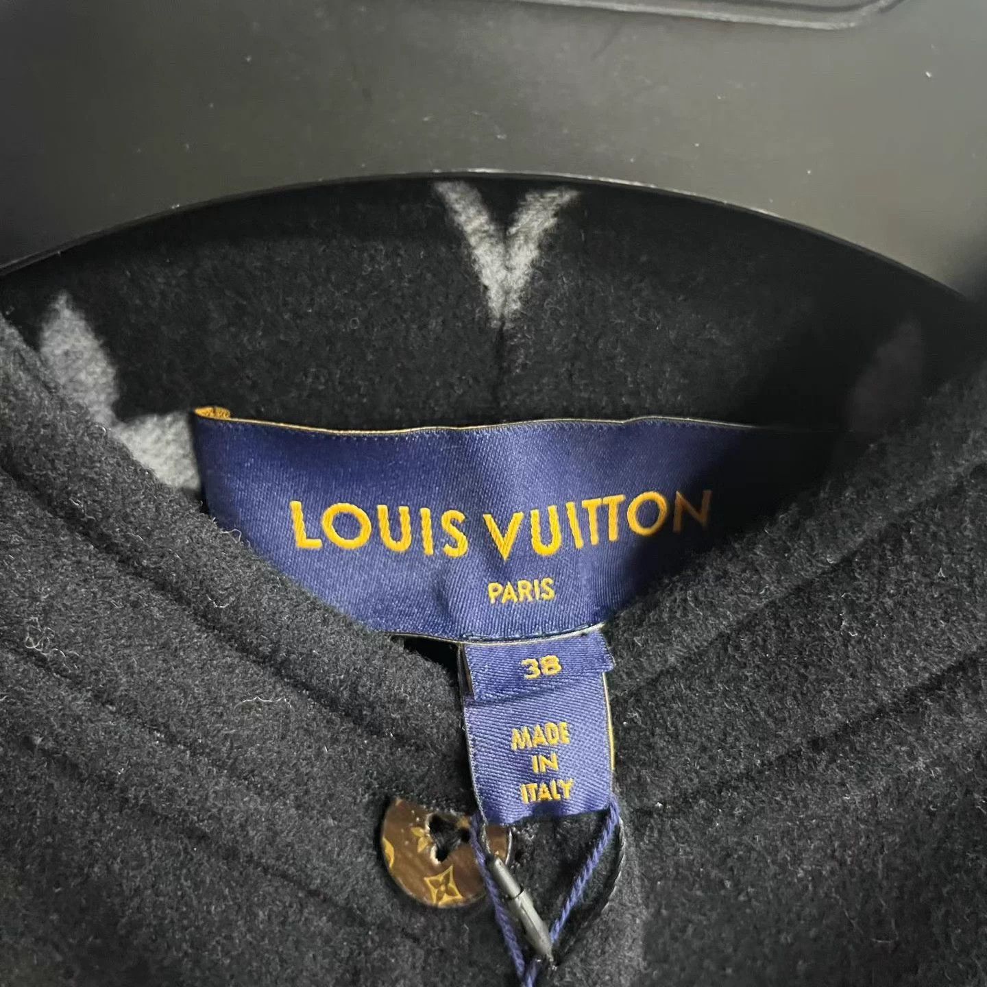 Louis Vuitton Louis Vuitton Black Crew Neck Buttoned Jacket 38 Size S / US 4 / IT 40 - 3 Thumbnail