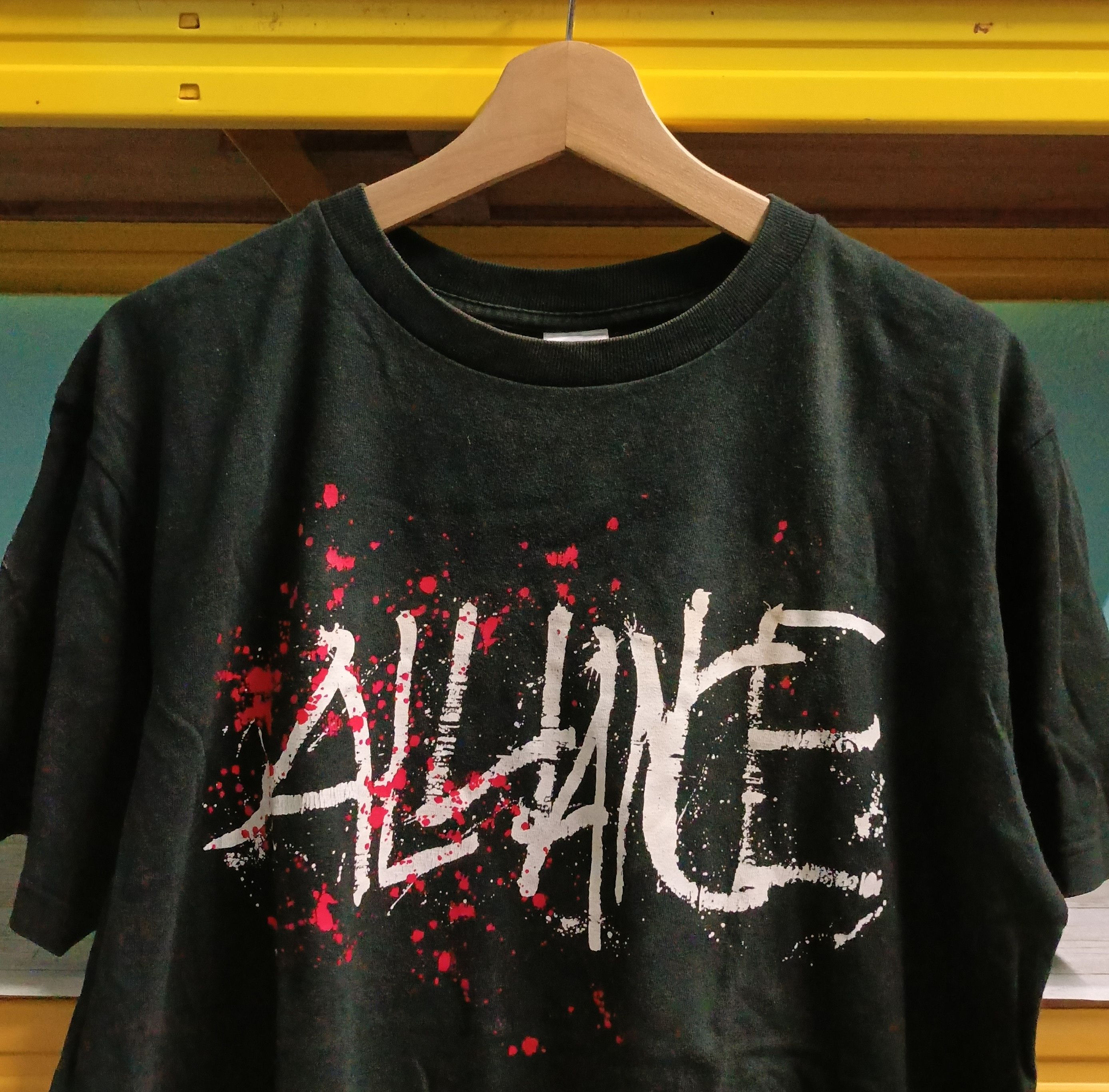 Band Tees LAST ALLIANCE Band Tshirts Size US L / EU 52-54 / 3 - 4 Thumbnail