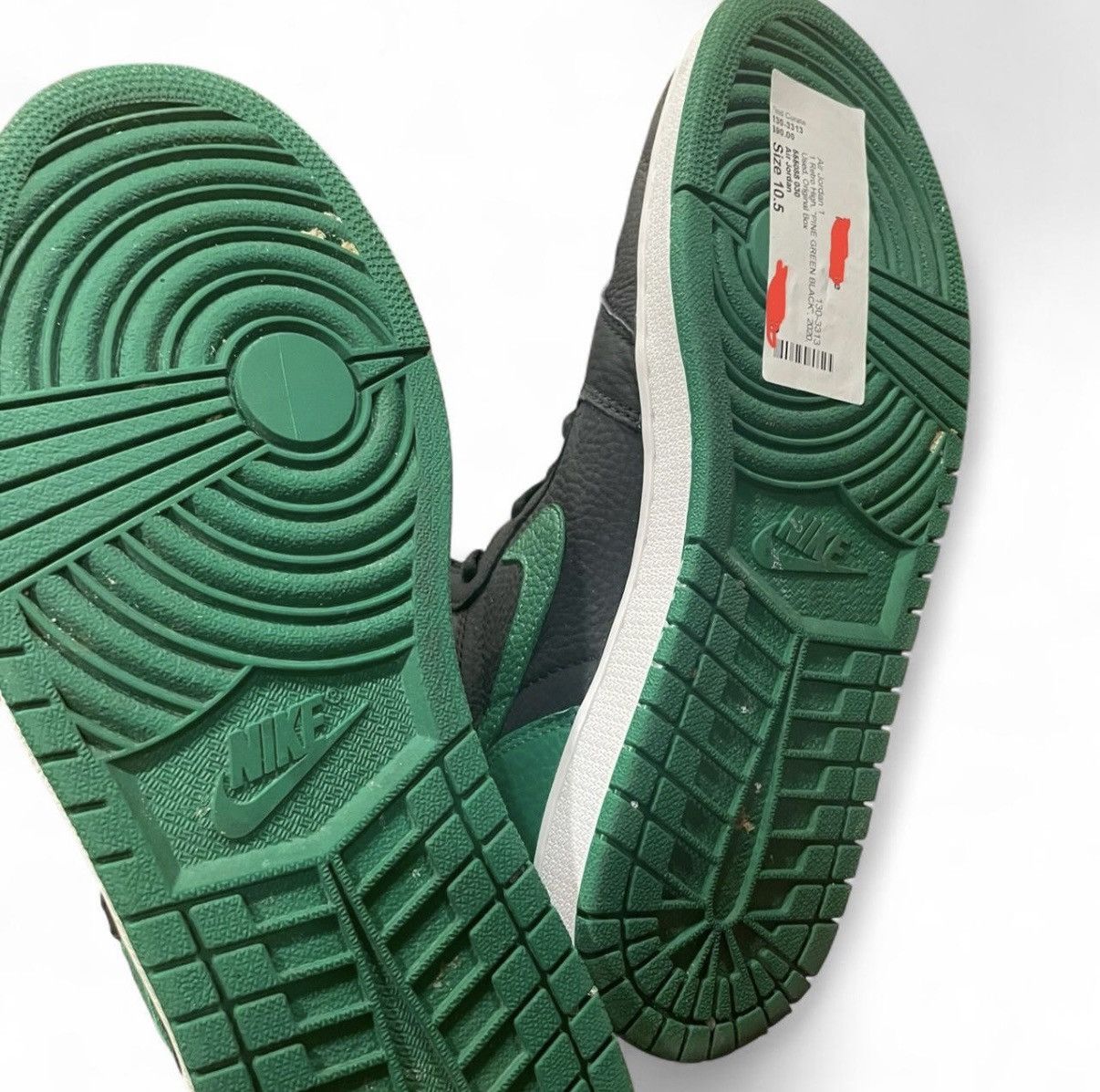 Jordan Brand Jordan 1 Pine Green Used size 10.5 Size US 10.5 / EU 43-44 - 3 Thumbnail