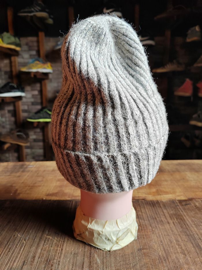 Japanese Brand Vintage Uniqlo Beanie Snowcap Size ONE SIZE - 4 Thumbnail